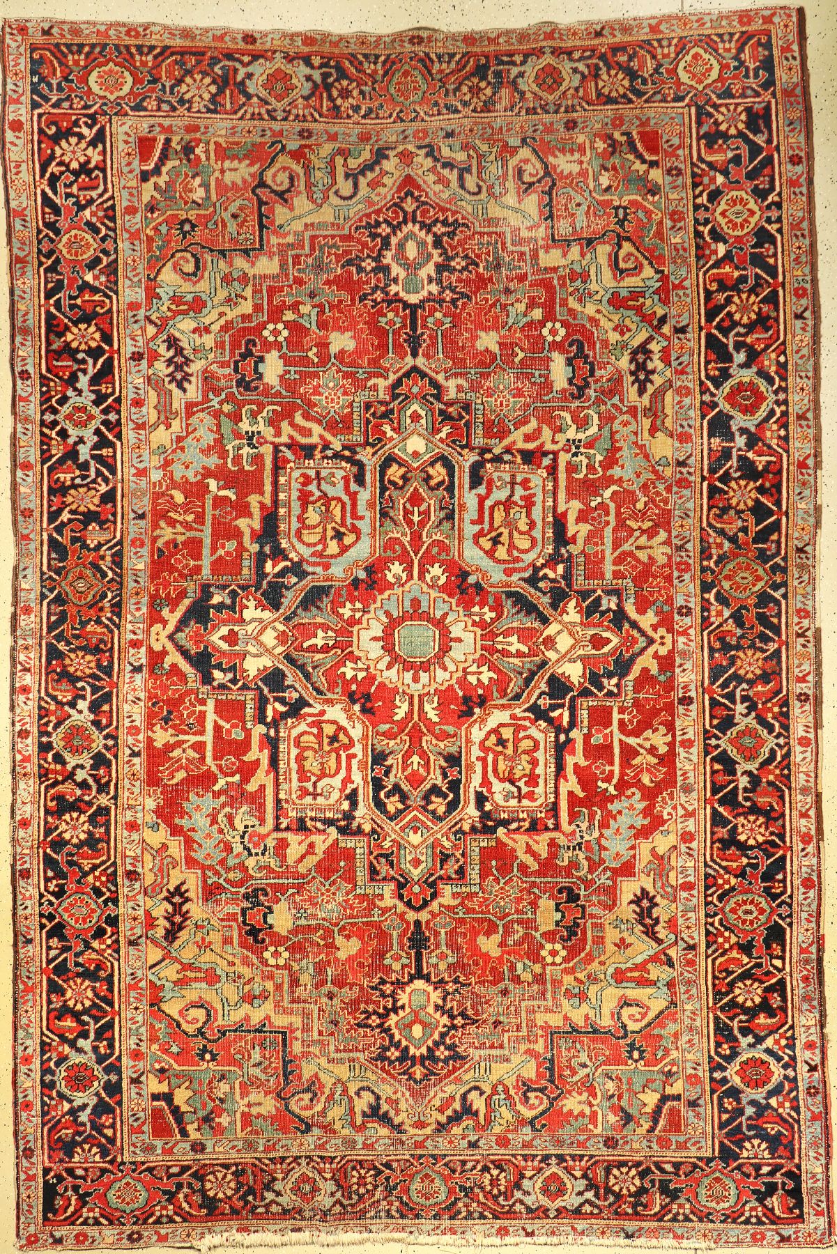 Heriz, Persien, um 1920, Wolle auf Baumwolle, ca. 348 x 334 cm, EHZ: 4