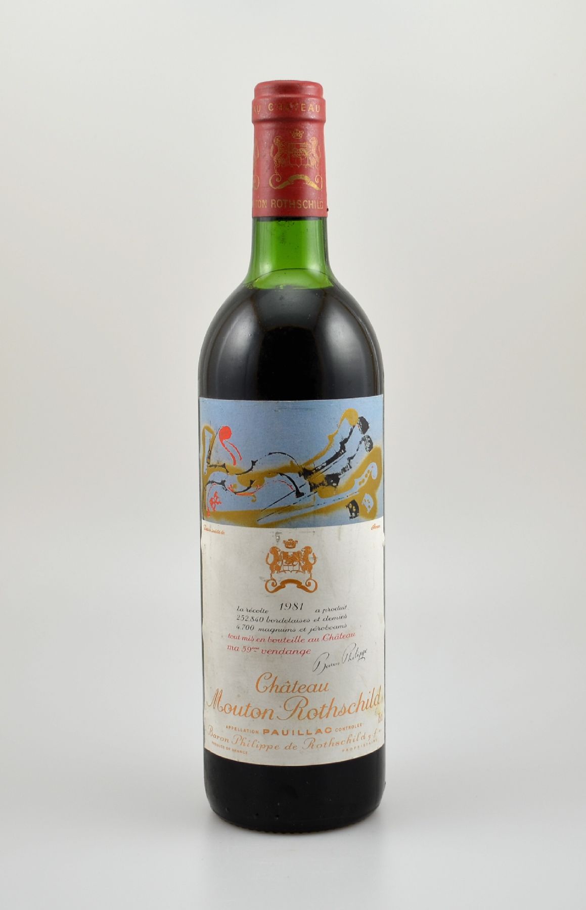 1 Flasche 1981 Chateau Mouton Rothschild, Pauillac, Premier Grand Cru Classe, ca. 75 cl,Füllstand: ca. top shoulder, Etikett min. beschmutzt, ...