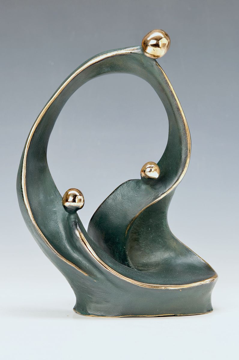 Martine Latimier, 1953 Saint-Malo, ansässig in der Bretagne, französische Bildhauerin, viele nationale Ausstellungen und Auszeichnungen, u.a. ...