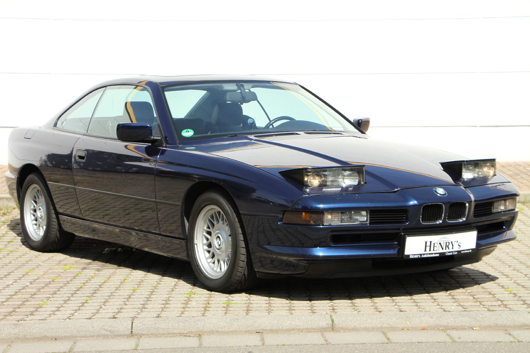 Detail a: BMW 850i E31, Fahrgestellnummer: WBAEG11080CB14543, EZ 11/1992, deutsches Fahrzeug aus 1. Hand, Laufleistung 61.400 km, 220 kW/ 300 PS, 12 Zylinder, ...