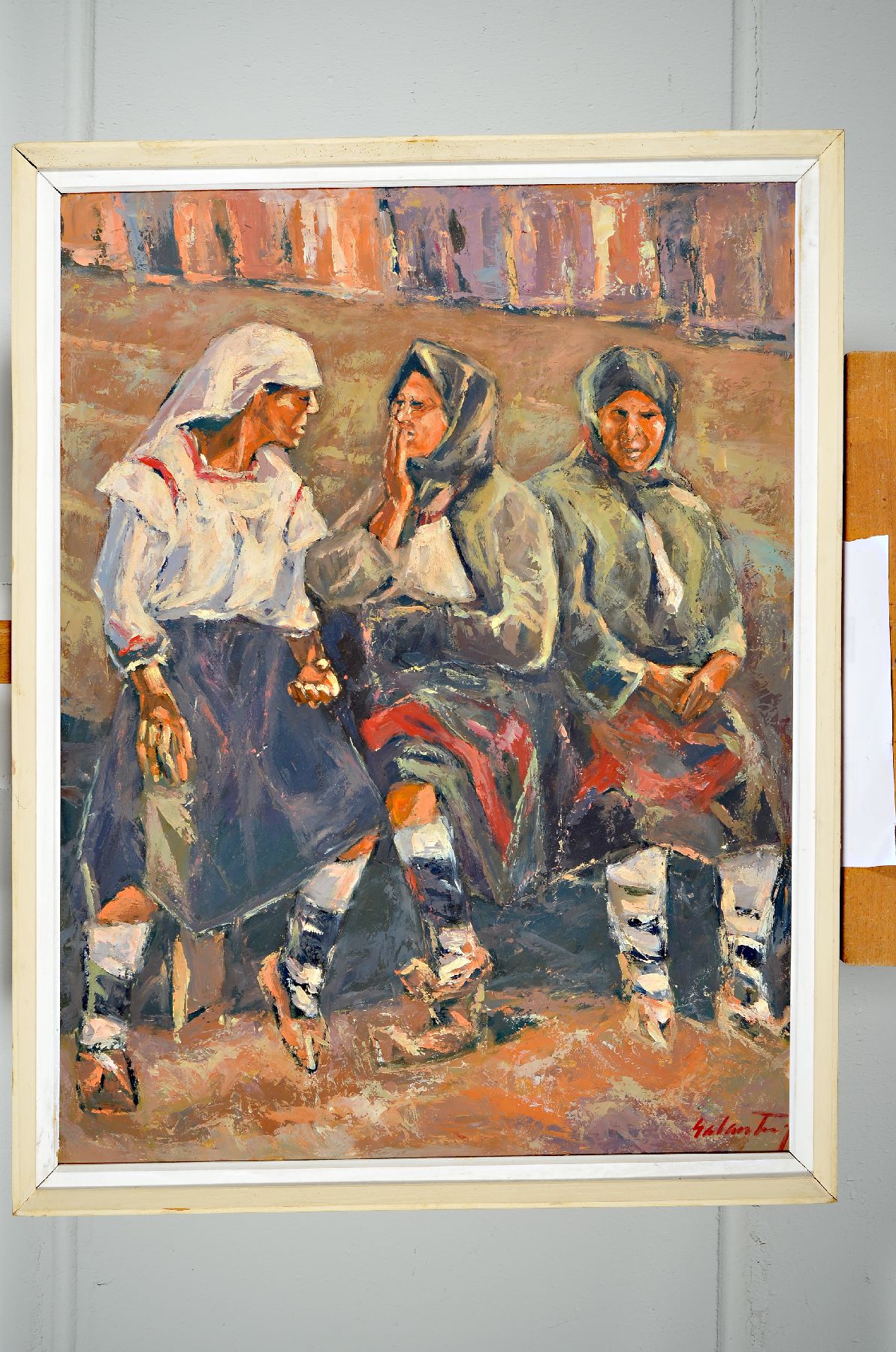 Detail a: Virgil Salantiu, rumänischer Künstler, 20. Jh., zwei Pendants, Bäuerinnen bzw. Bauern nach getaner Arbeit im Gespräch, Öl/Platte, re. u. ...