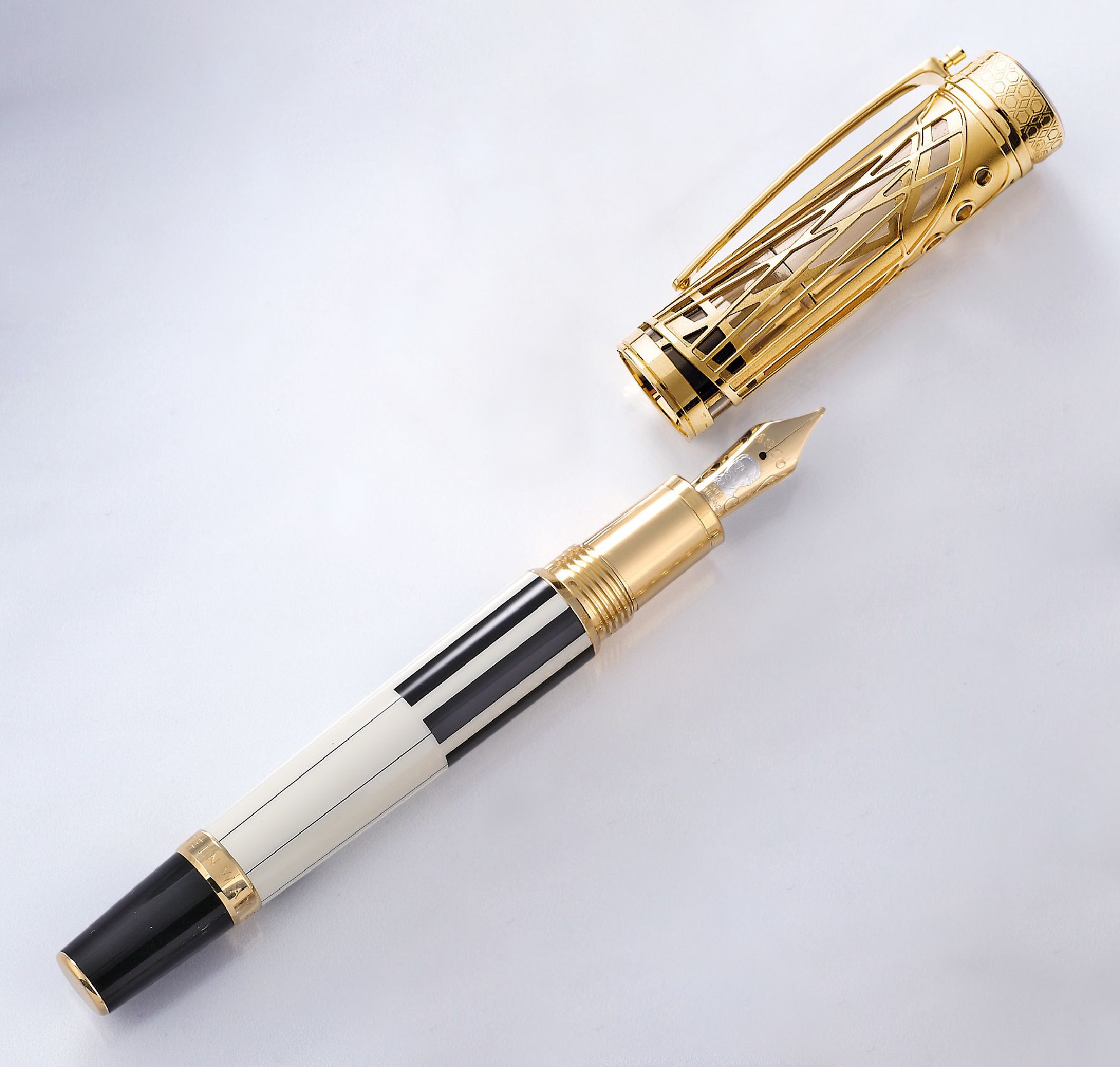 Limitierter MONTBLANC Kolbenfüllfederhalter, "Patron of Art, Kreation der Leidenschaft, Hommage H. Steinway", aufgelegt im Jahr 2014, ...
