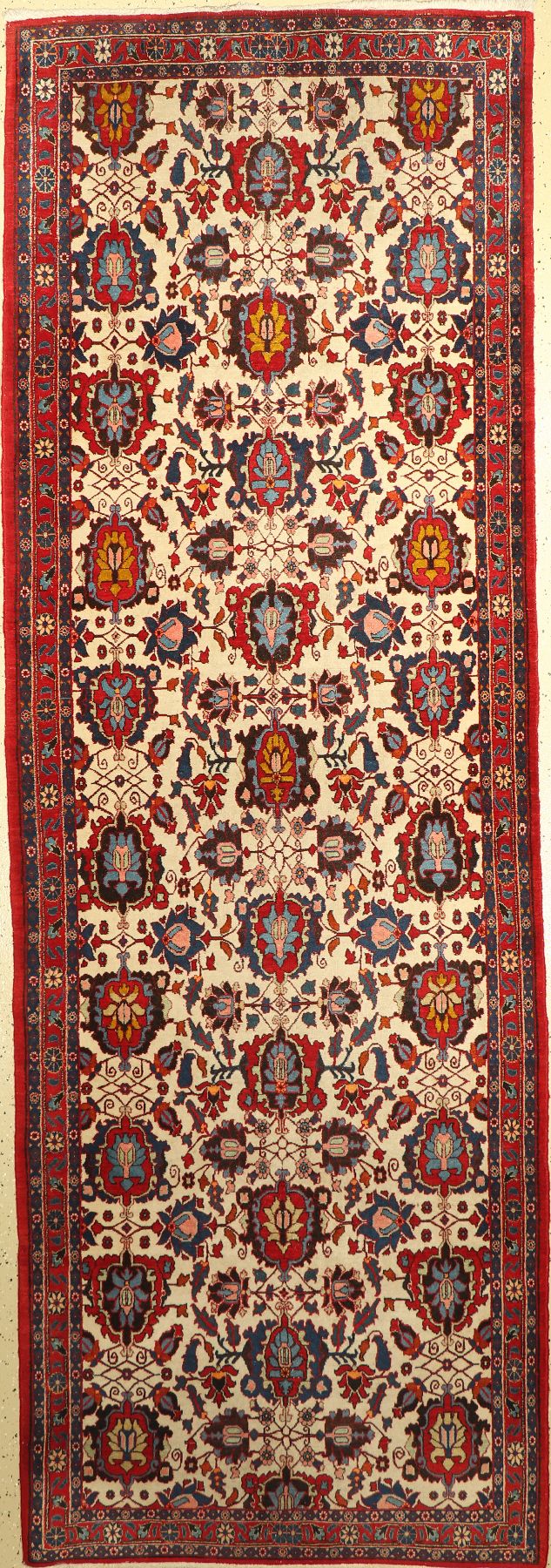 Weramin alt, Persien, ca. 50 Jahre, Wolle auf Baumwolle, ca. 332 x 114 cm, seltenes Format, dekorativ, EHZ: 2-3