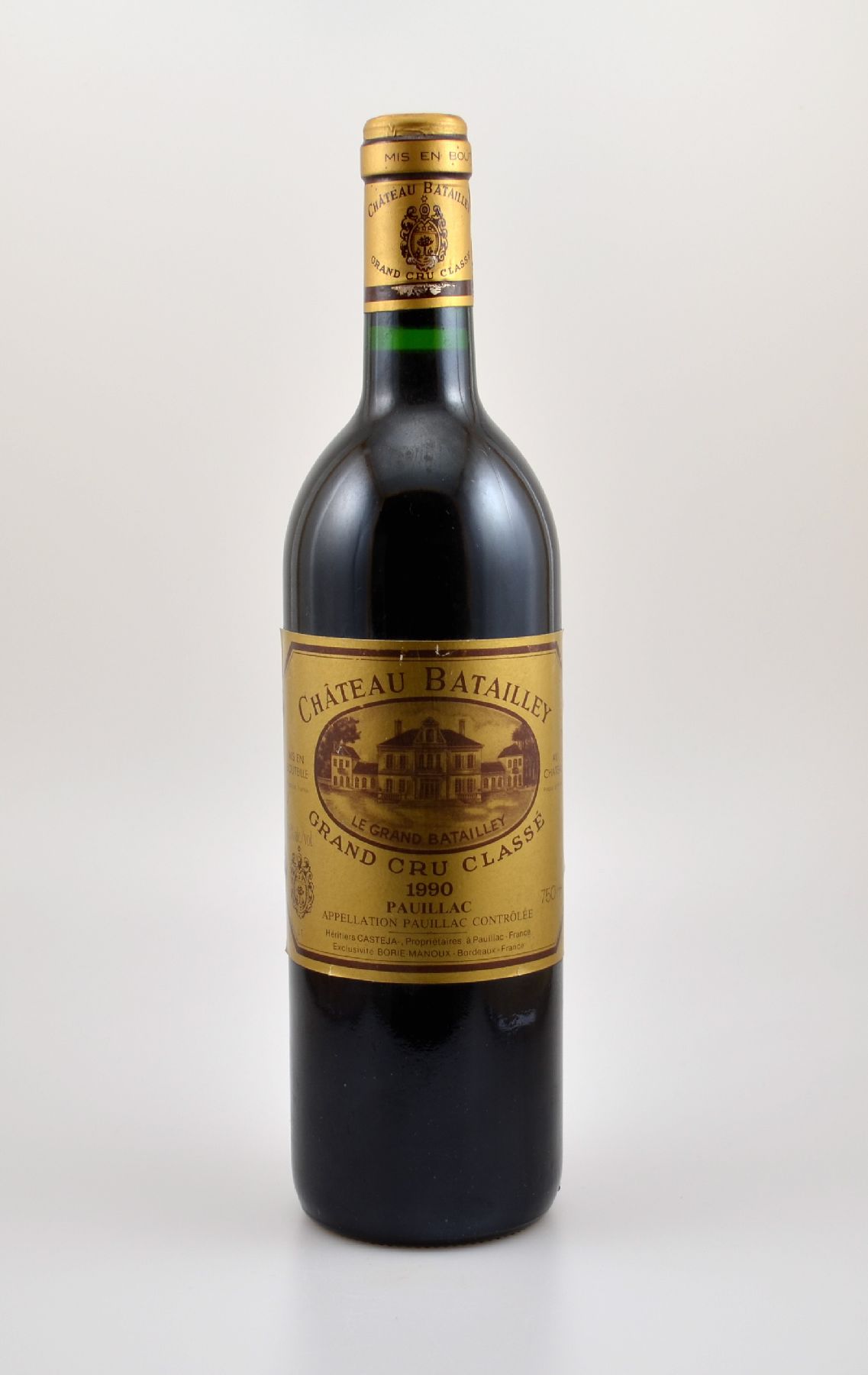 2 Flaschen 1990 Chateau Batailley, Pauillac, Grand Cru Classe, je ca. 75 cl, Füllstände: je into neck, Etiketten min. besch., unverkostet, ...