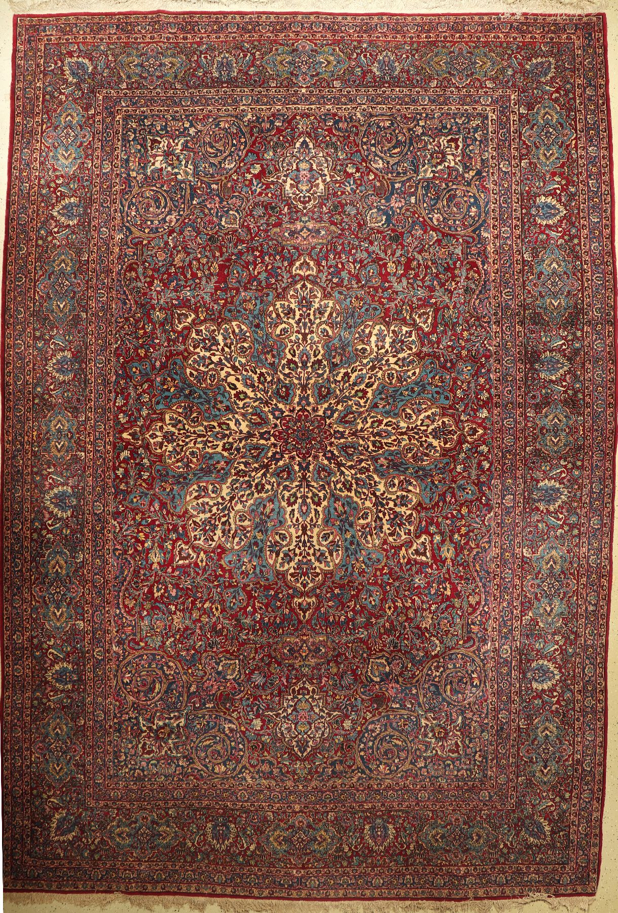 Semnan, Nordpersien, um 1930/40, Wolle auf Baumwolle, ca. 462 x 314 cm, EHZ: 3(Mottenfraß)