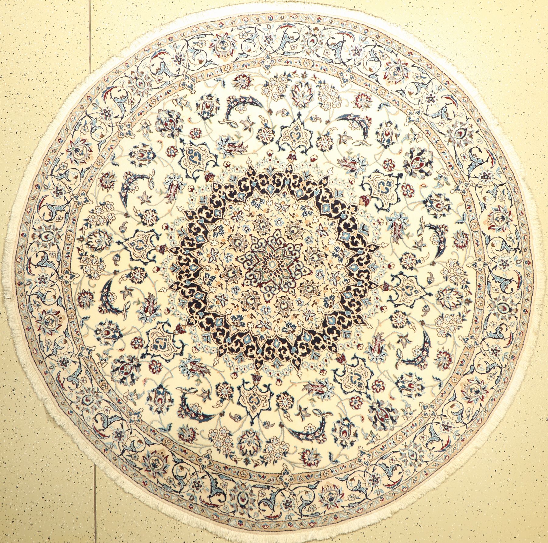 Nain, Persien, ca. 40 Jahre, Wolle auf Baumwolle, Durchmeßer: ca 200 cm, EHZ: 2