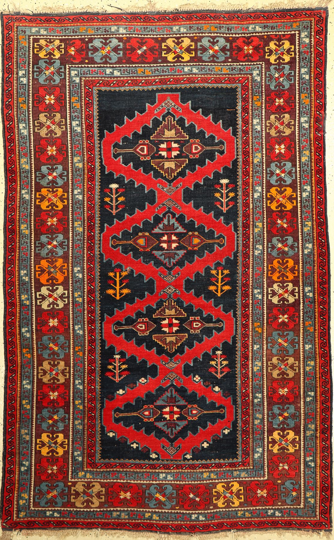 Karabagh alt, kaukasus, um 1920, Wolle auf Wolle, ca. 203 x 130 cm, EHZ: 3-4