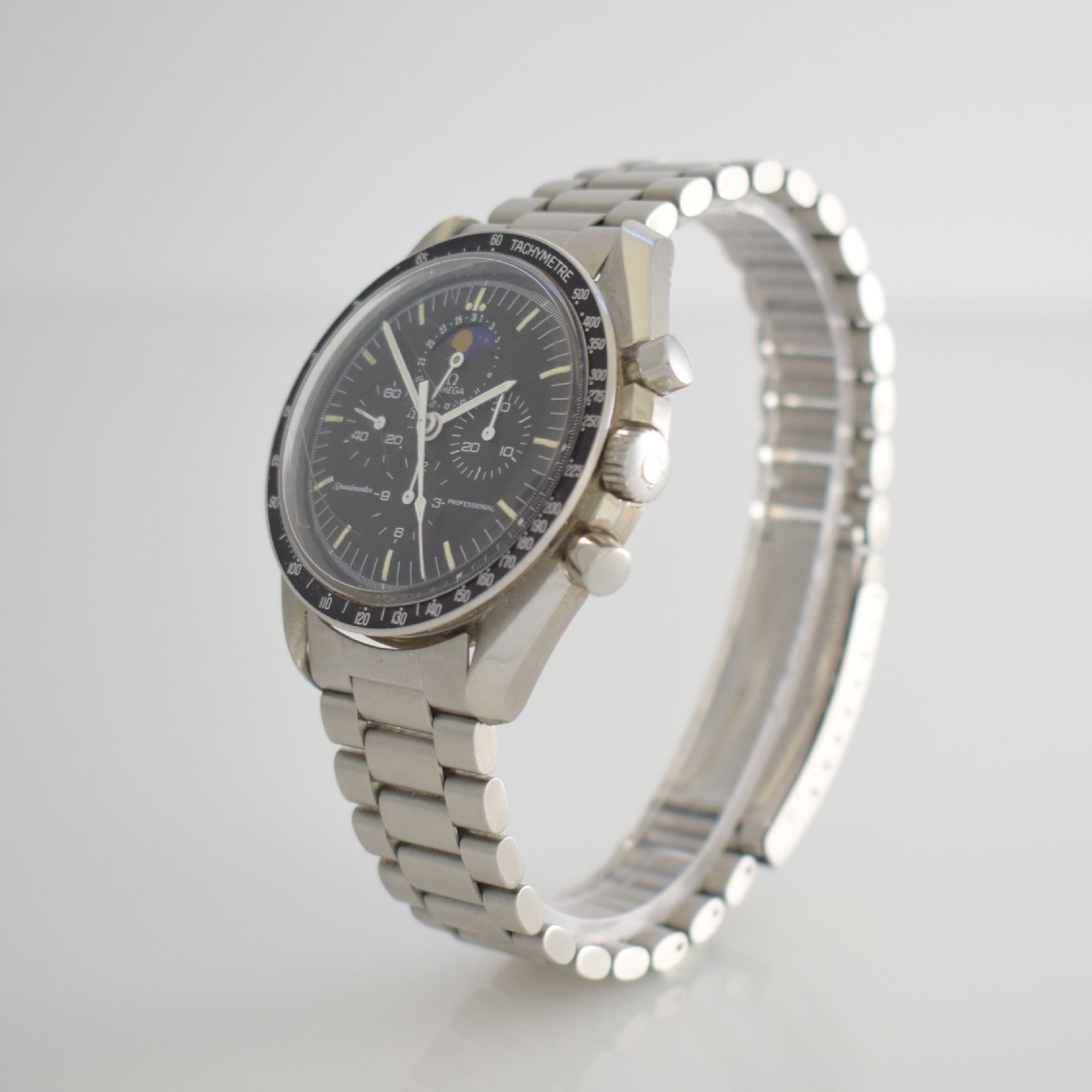 Detail b: OMEGA seltene Herrenarmbanduhr Speedmaster Professional sog. "Speedy Moon", Handaufzug, Schweiz um 1986, Ref. ST 345.0809, Edelstahlgeh. ...