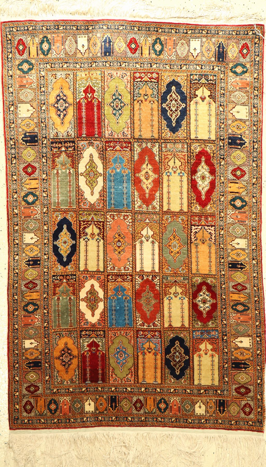 Feiner seiden Kayseri alt, Türkei, ca. 50 Jahre,reine Naturseide, ca. 136 x 85 cm, EHZ:2