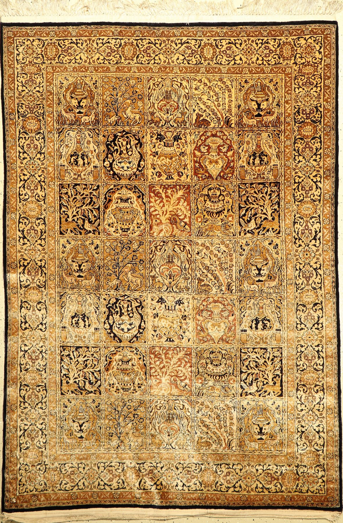 Seiden Ghom alt, Persien, ca. 50 Jahre, reine Naturseide, ca. 208 x 142 cm, EHZ: 2