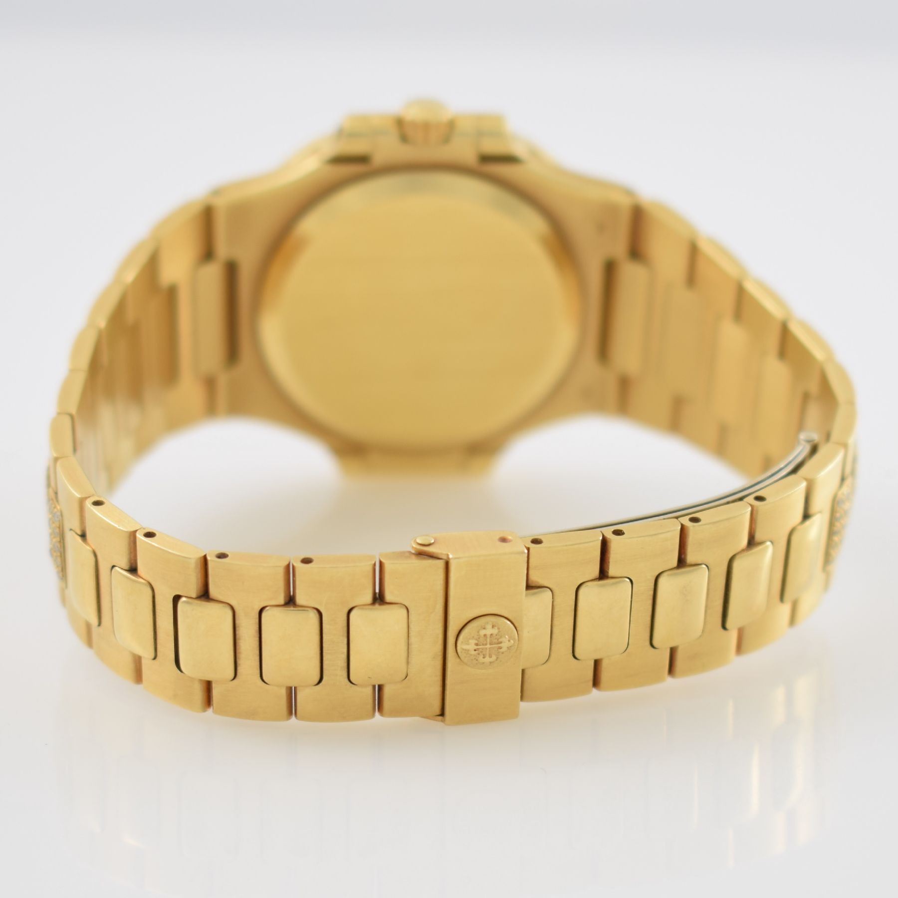 Detail o: PATEK PHILIPPE / ASPREY hochfeine Herrenarmbanduhr Modell Nautilus Design von Gerald Genta in GG 750/00 mit original Brillantbesatz, Automatik, ...