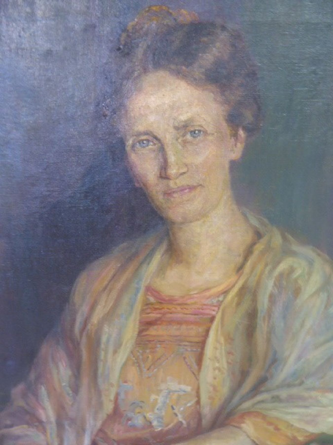 Detail h: Münchener Porträtmaler, 1920/30er Jahre, Dame mit Armbanduhr, hohe Stofflichkeit, transparente Hautdarstellung, Öl/Lwd, 80 x 60 cm, Rahmen: 73 x ...