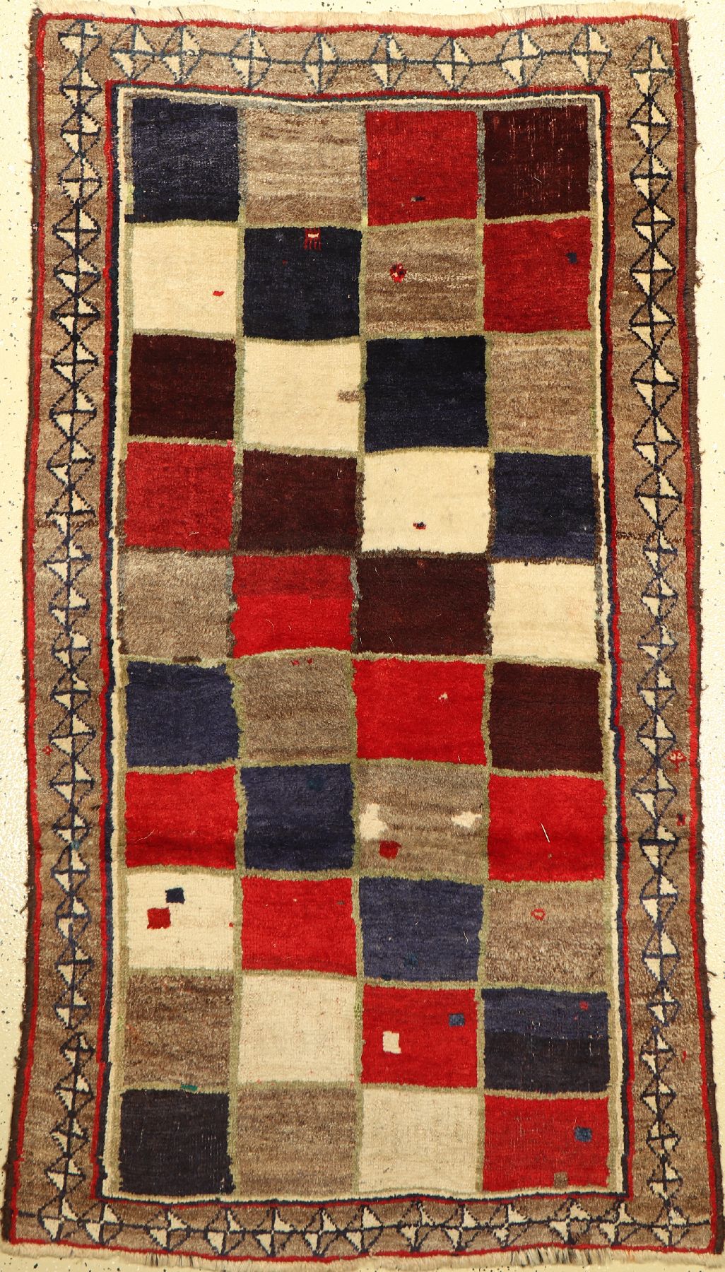 Gabbeh, Persien, ca. 50 Jahre, Wolle auf Wolle, ca. 173x 94 cm, EHZ: 3