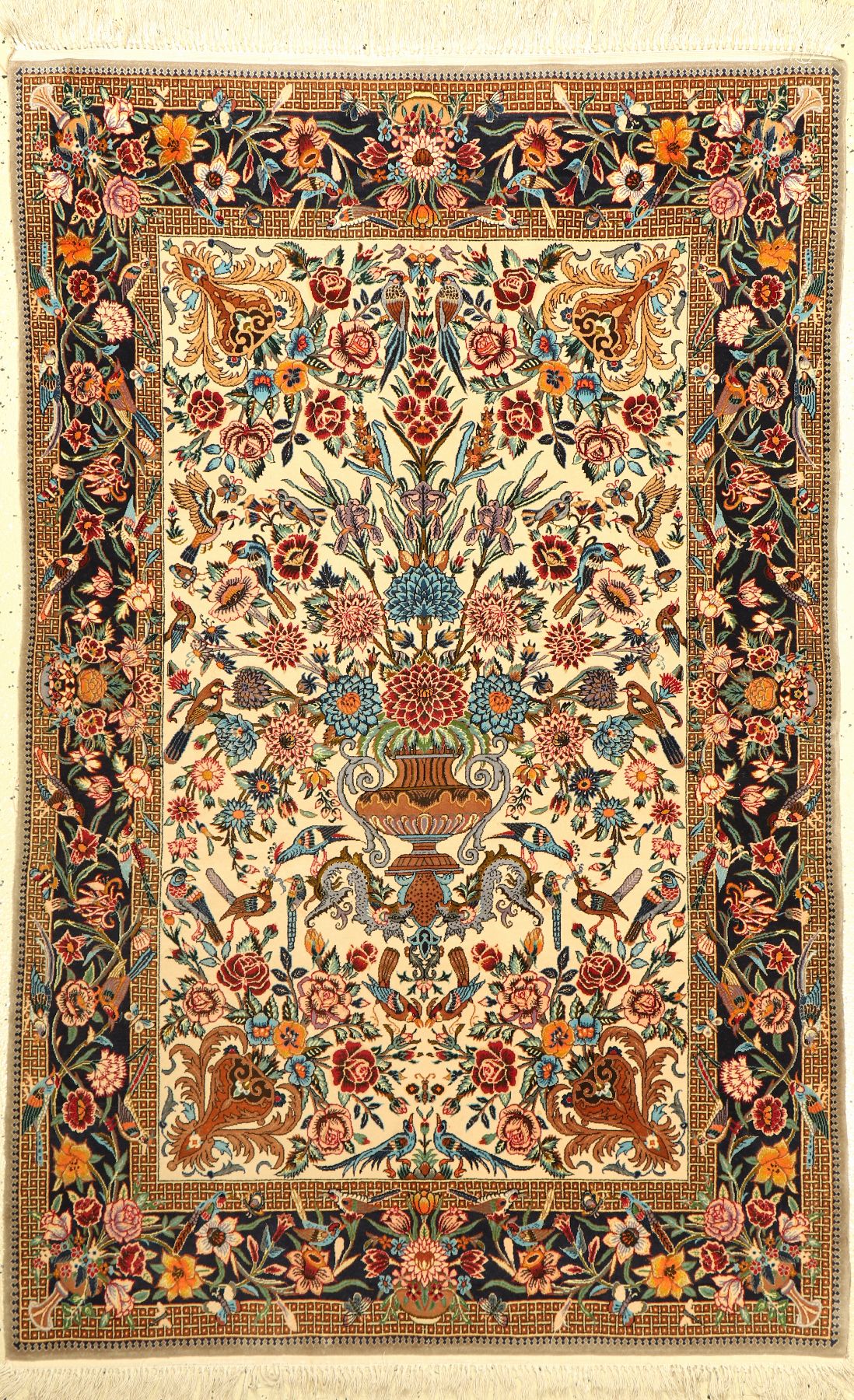 Esfahan fein, Persien, ca. 40 Jahre, Korkwole mit und auf Seide, ca. 174 x 111 cm, EHZ: 2