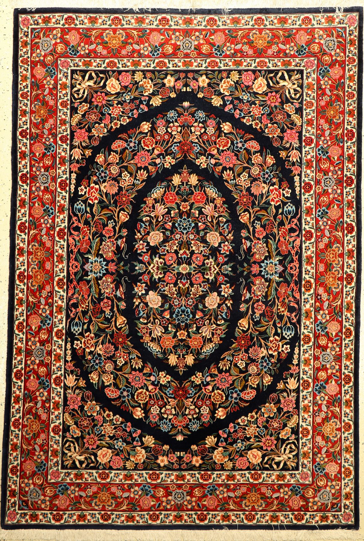 Ghom fein, Persien, ca. 30 Jahre, Korkwolleauf Seide, ca. 200 x 136 cm, EHZ: 2