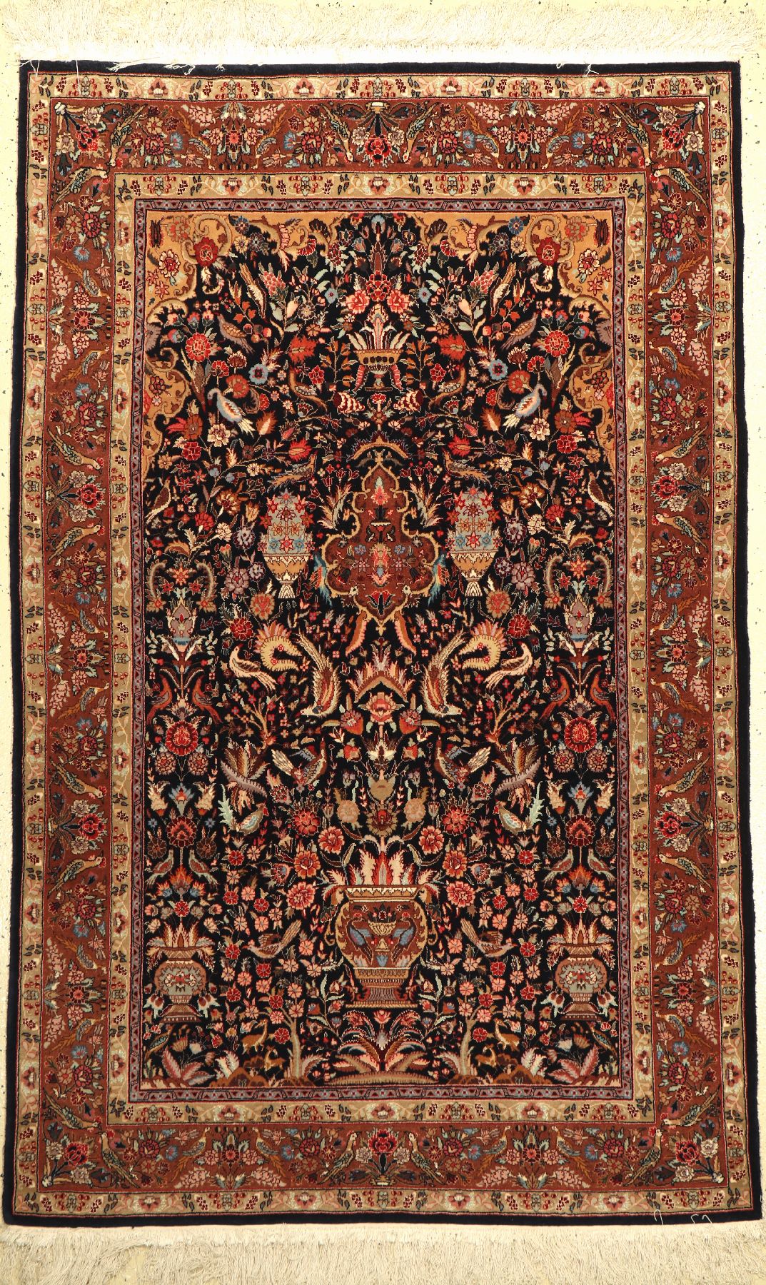 Tabriz fein, China, ca. 40 Jahre, Korkwollemit Seide, ca. 185 x 117 cm, EHZ: 2