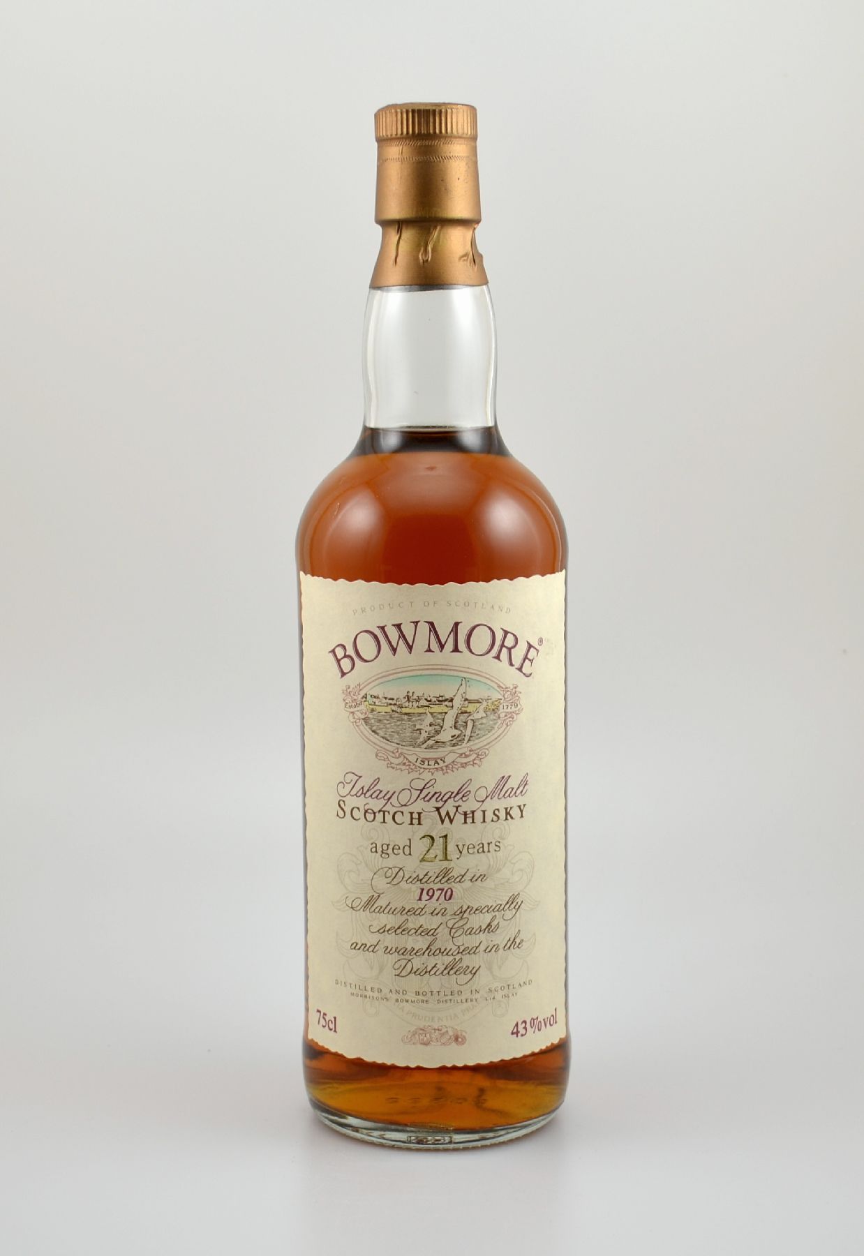 1 Flasche 1970 Bowmore Islay Single Malt Scotch Whisky, distilled and bottled by Morrison's Bowmore Distillery, ca. 70 cl, 43 % Vol., 21 Years ...
