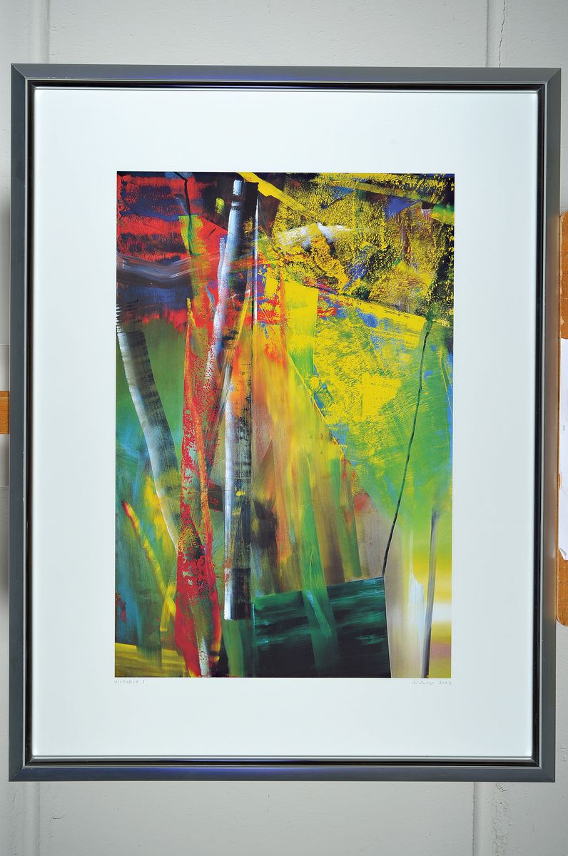 Detail k: Gerhard Richter, geb. 1932, Victoria I, Farboffset auf Karton, drucksigniert, Hrsg. Achenbach Art Edition Düsseldorf, 2003, unter Glas gerahmt, ...