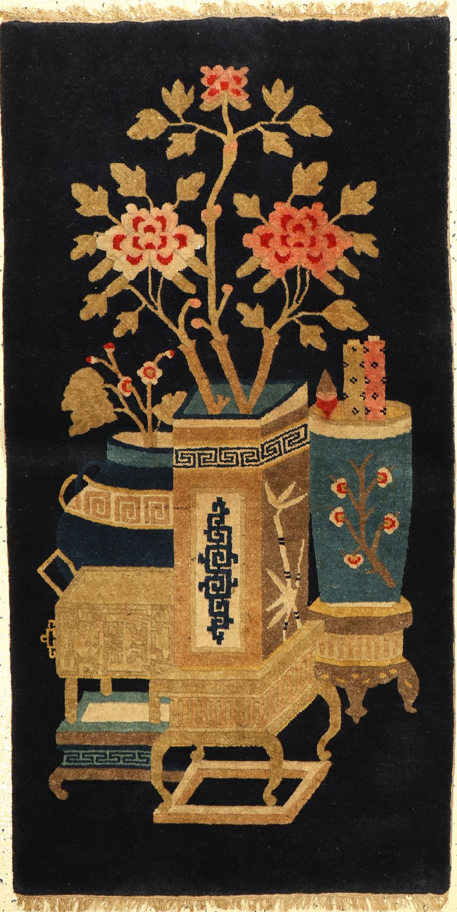 Pao Tao, China, um 1920/30, Wolle auf Baumwolle, ca. 135 x 67 cm, EHZ: 2