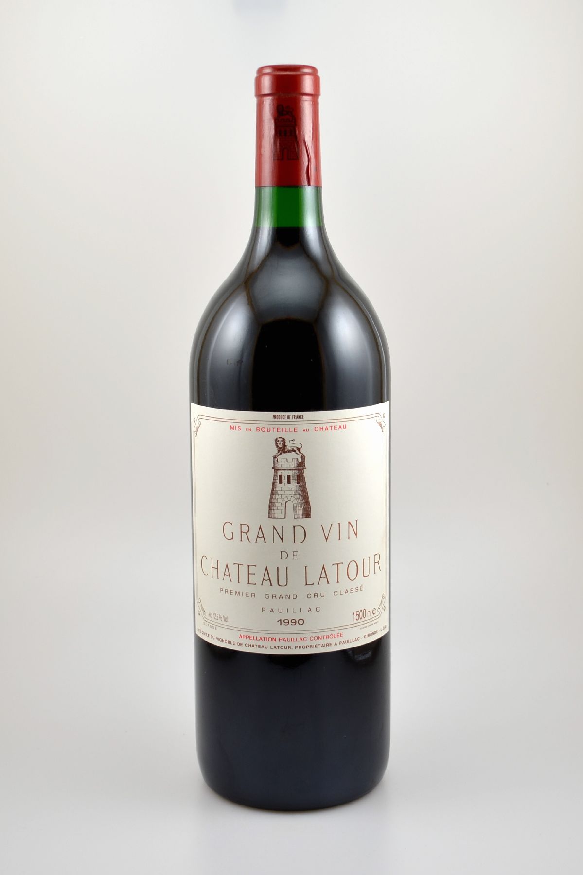 1 Magnumflasche 1990 Chateau Latour, Pauillac, Premier Grand Cru Classe, 150 cl, 12,5 % Vol., Füllstand: into neck, hervorragender ...