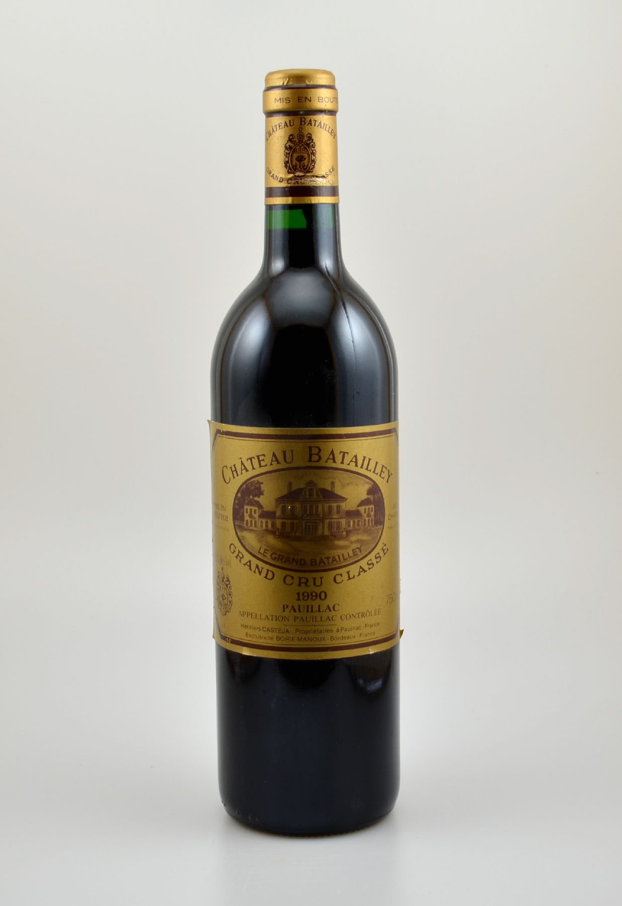 2 Flaschen 1990 Chateau Batailley, Pauillac, Grand Cru Classe, je ca. 75 cl, Füllstände: je into neck, Etiketten min. besch., unverkostet, ...
