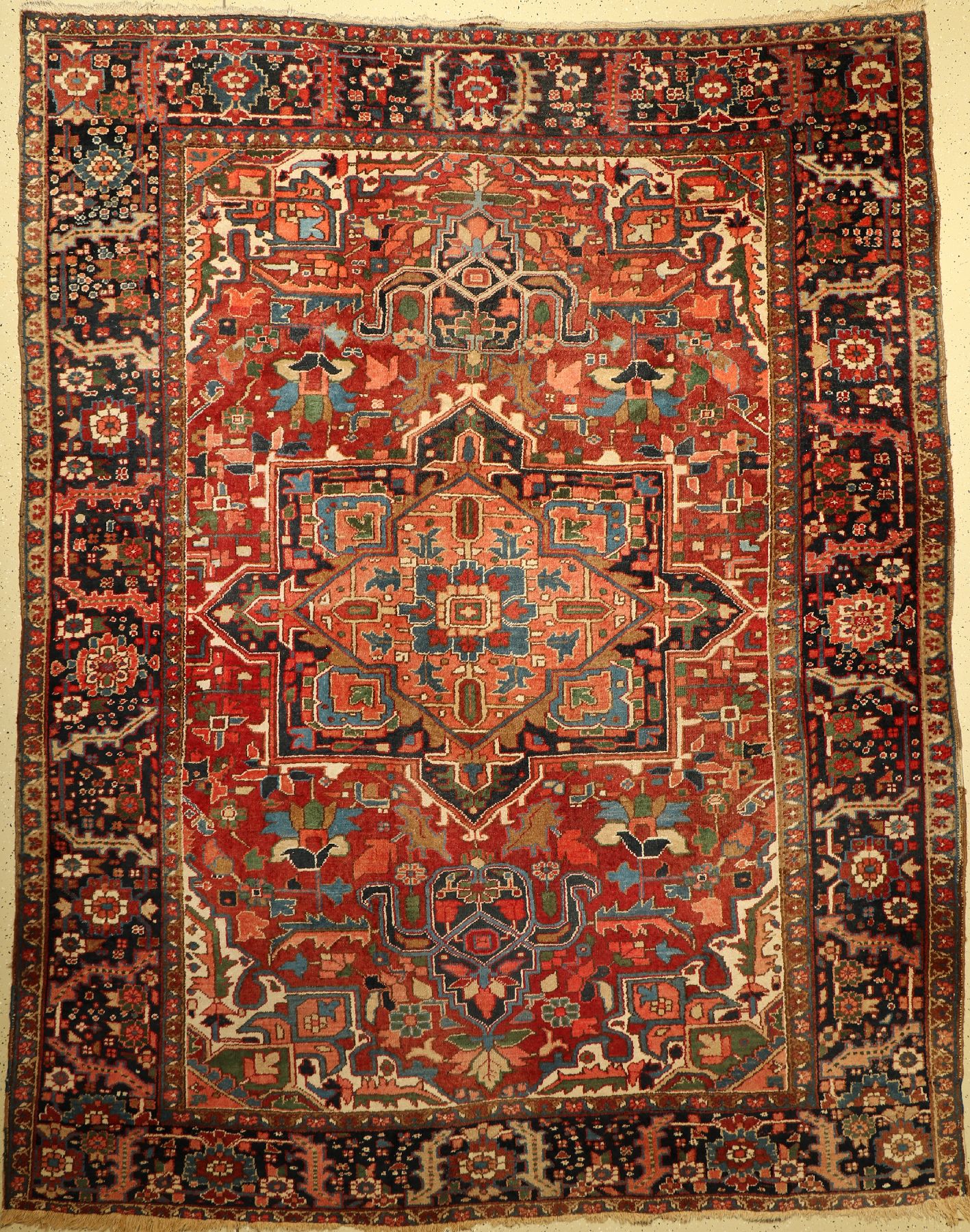 Heriz alt, Persien, um 1930/1940, Wolle aufWolle, ca. 345 x 270 cm, EHZ: 3