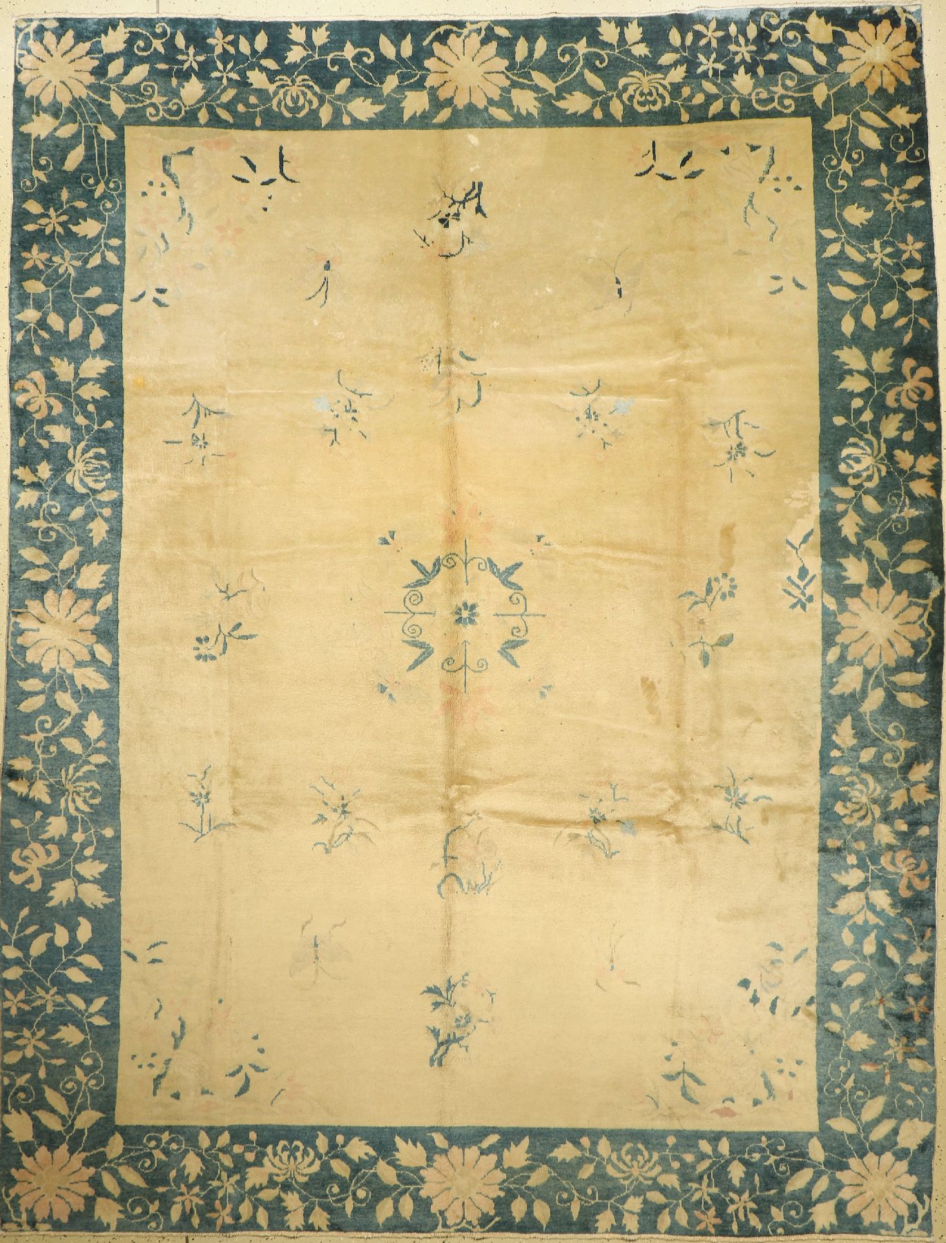 Peking alt, China, um 1940, Wolle auf Baumwolle, ca. 352 x 270 cm, EHZ: 3-4, Flecken