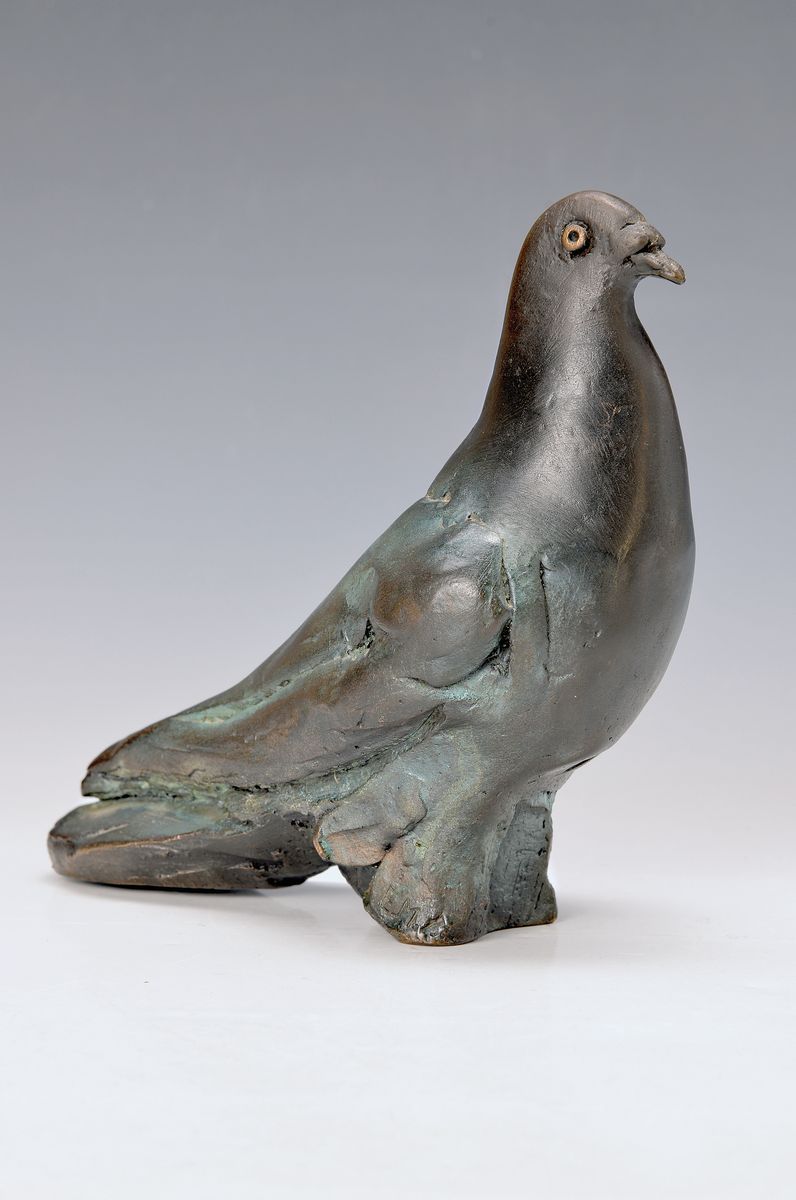 Monogrammist EM, zeitgenössischer Bildhauer, Darstellung einer Taube, Bronze, ca. 22x20 cm