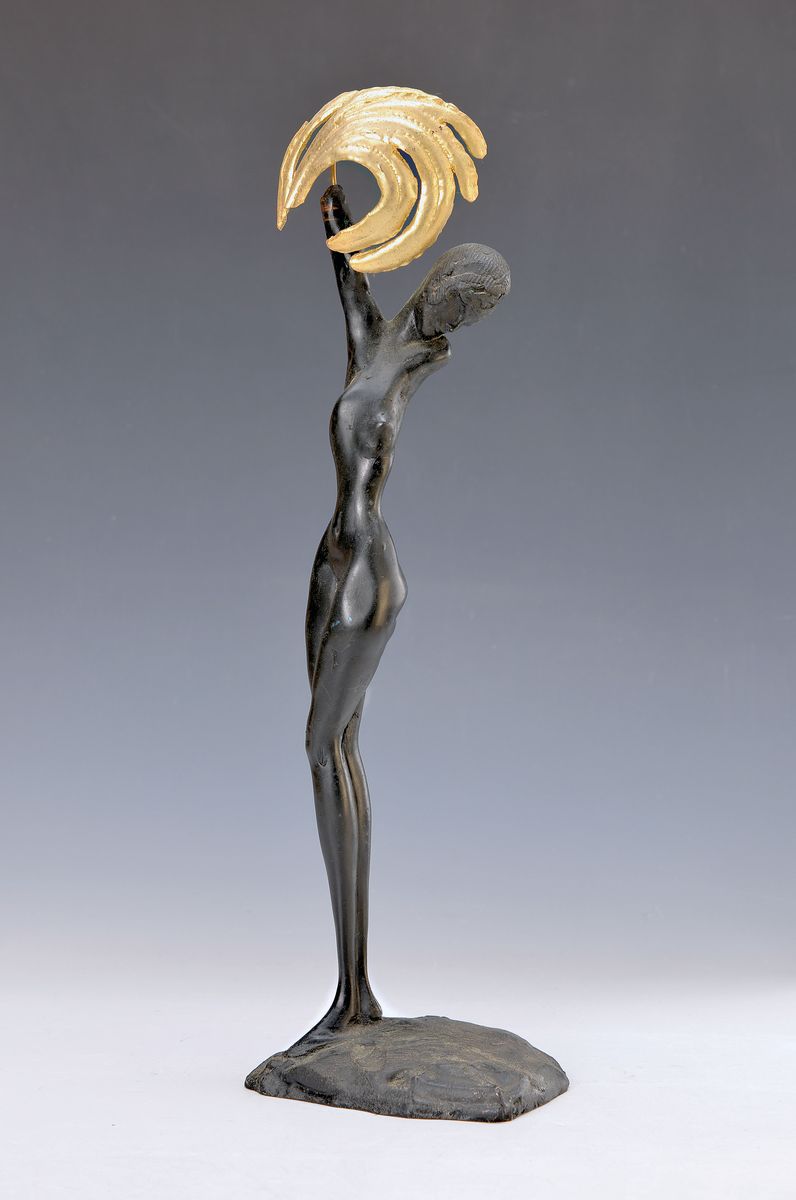 Ernst Fuchs, Wien 1930 - 2015 Wien, Daphne, Bronzeskulptur, signiert, Auflage 3000, Unterseite bez. EURO ART Venturi Arte 0151, von 1973, ca. H. 35 cm