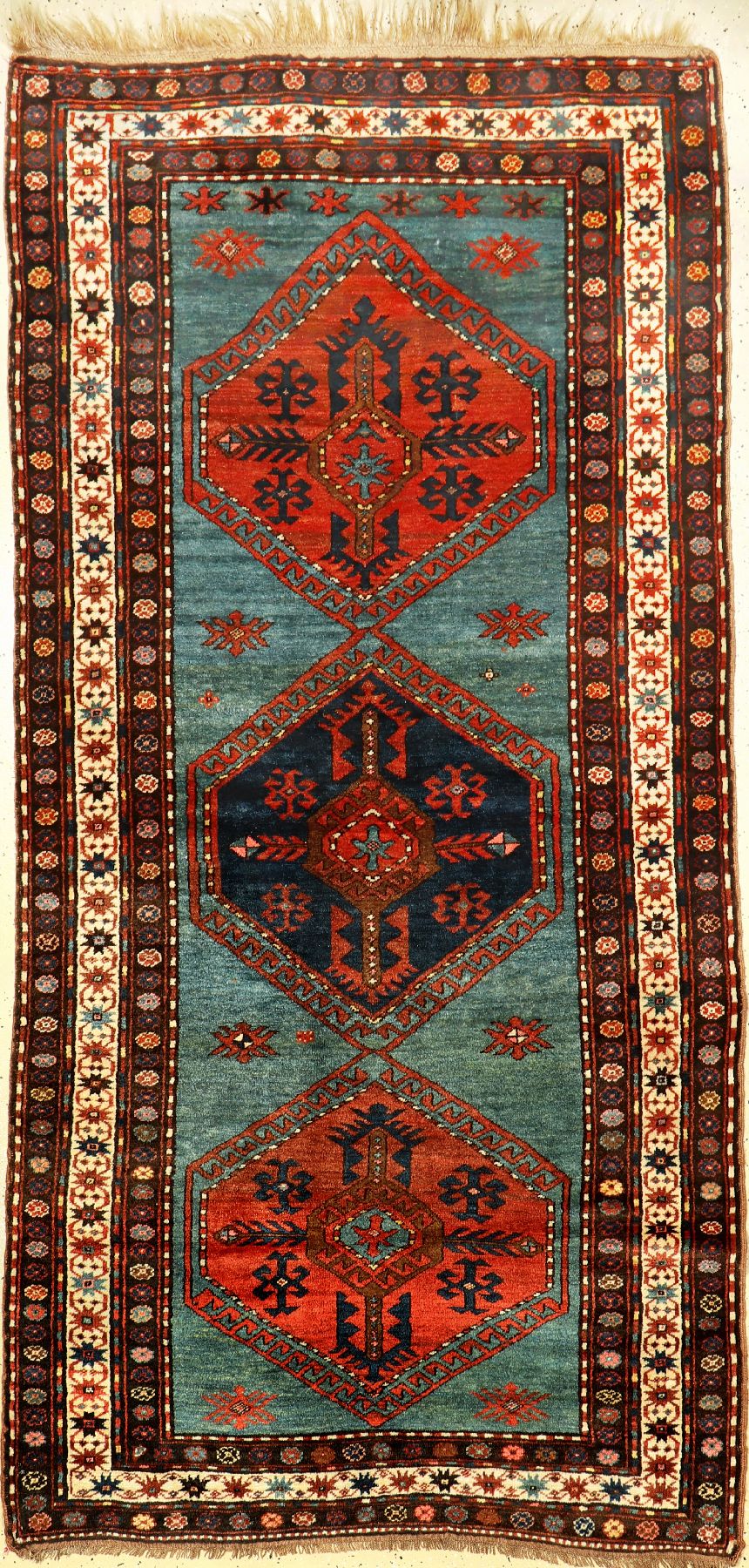 Karabagh alt, Kaukasus, um 1920, Wolle auf Wolle, ca. 255 x 125 cm, EHZ: 2-3