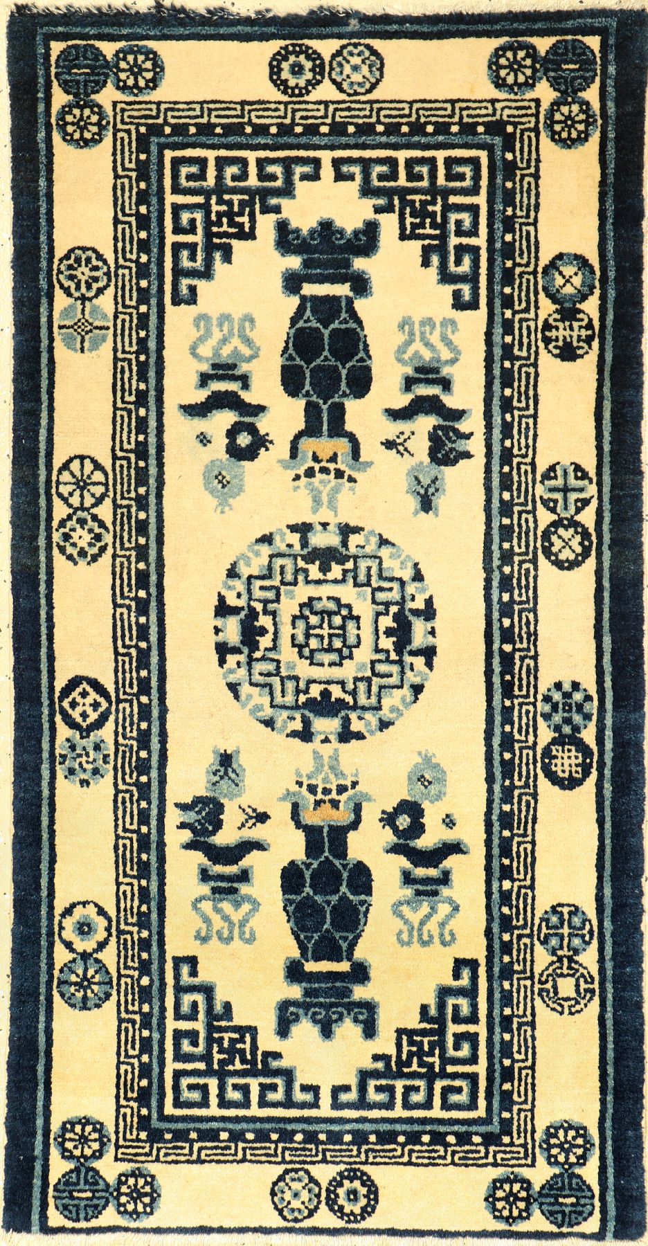 Pao Tao antik, China, um 1900, Wolle auf Baumwolle, ca. 124 x 64 cm, EHZ: 2-3 Etwas verkürzt