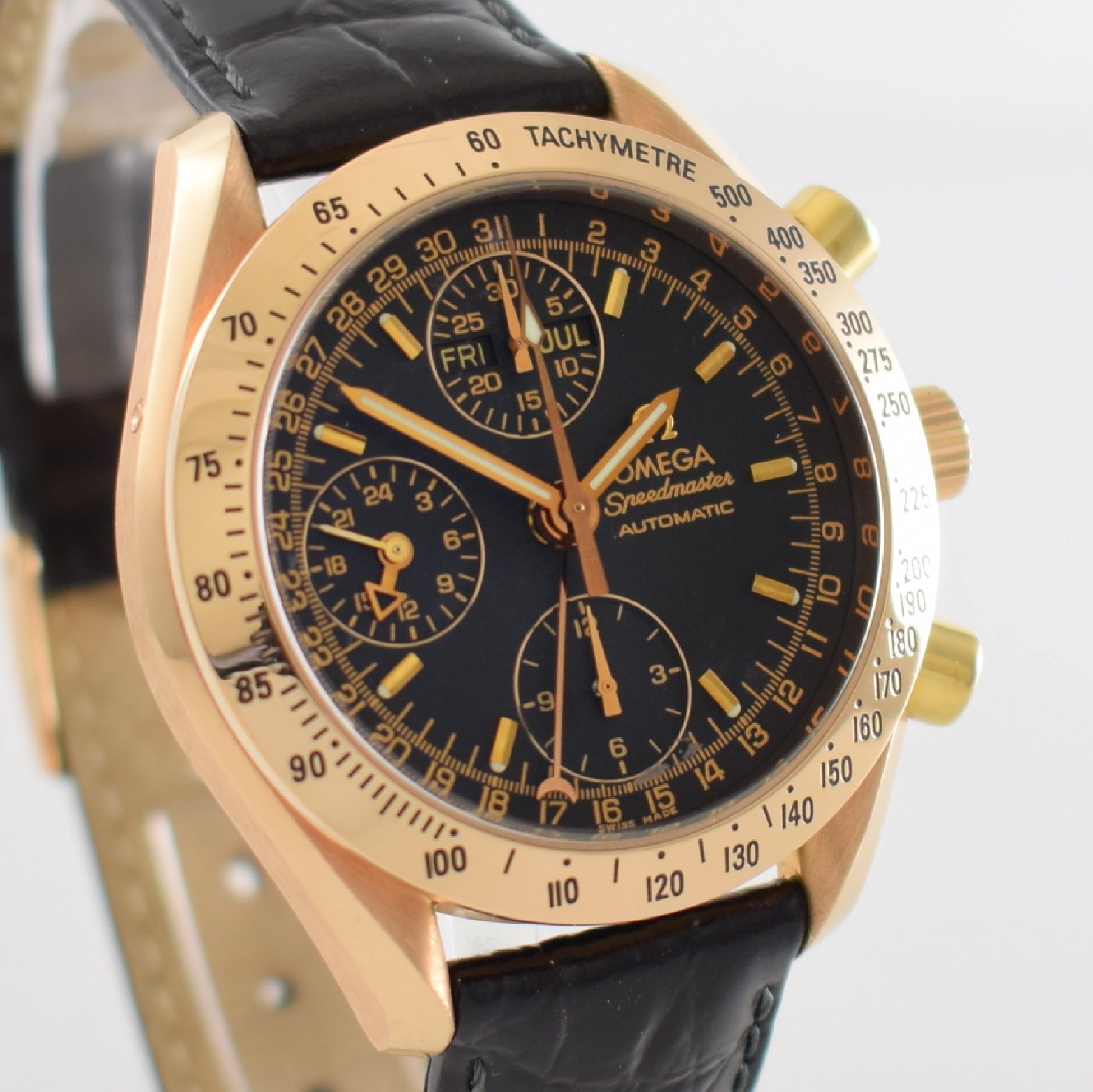 Detail e: OMEGA seltener Armbandchronograph Speedmaster "Triple Date" in Rosegold 750/000, Schweiz um 2000, Automatik, Ref. 1750084, 3-teil. Geh., ...