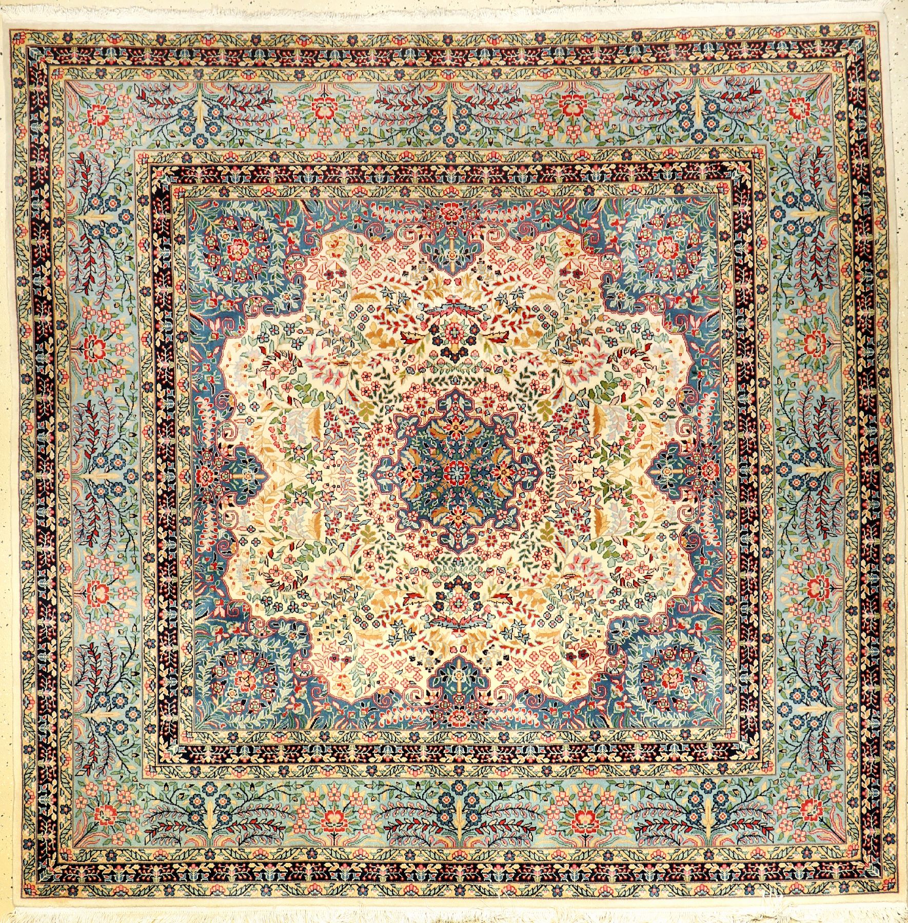 Scherkat Yasd alt, Persien, ca. 50 Jahre, Korkwolle, ca. 211 x 213 cm, seltenes Format, EHZ: 2 (reinigungsbed.)