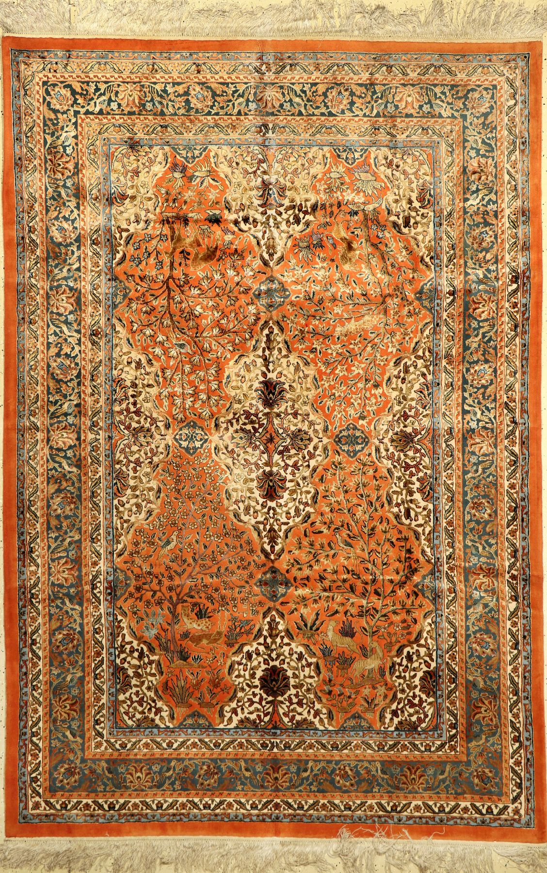 China mit Seide, China, ca. 40 Jahre, Korkwolle mit und auf Seide, ca. 273 x 178 cm,EHZ: 2