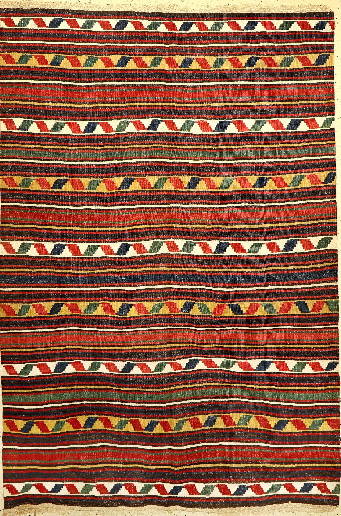 Kaukasischer Kelim antik, Kaukasus, Ende 19.Jhd., Wolle auf Wolle, ca. 260 x 175 cm, Naturfarbe, edel und dekorativ, EHZ: 2-3