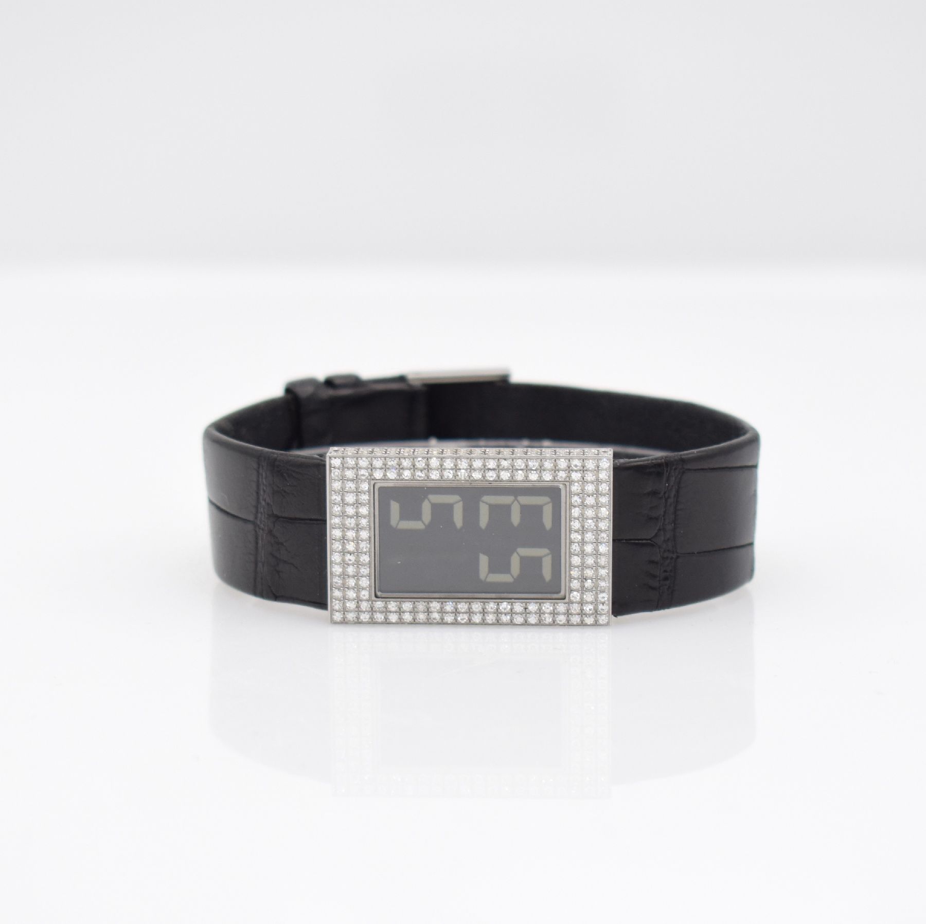 VENTURA Armbanduhr mit Brillantbesatz designed von Flemming Bo Hansen, um 2000, Ref. S7-0364, Edelstahlgeh. inkl. orig. Lederband, Geh. wie Dornschl. ...