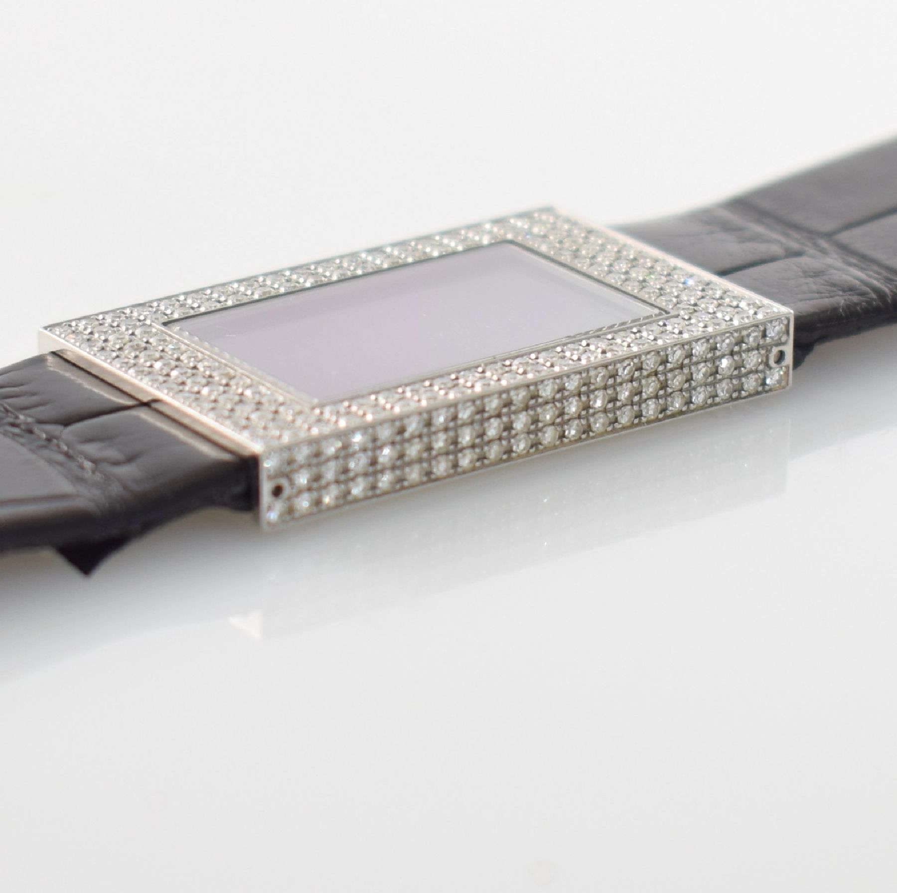 Detail h: VENTURA Armbanduhr mit Brillantbesatz designed von Flemming Bo Hansen, um 2000, Ref. S7-0364, Edelstahlgeh. inkl. orig. Lederband, Geh. wie Dornschl. ...