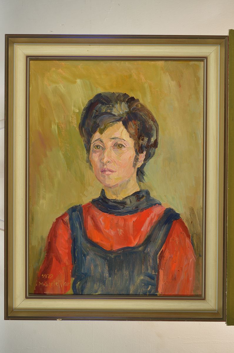 Detail k: Marie Strieffler, 1917-1987 Landau, Porträt einer Frau, Öl/Lwd, links unten signiert und dat. 1972, ca. 65x47cm/59x75cm