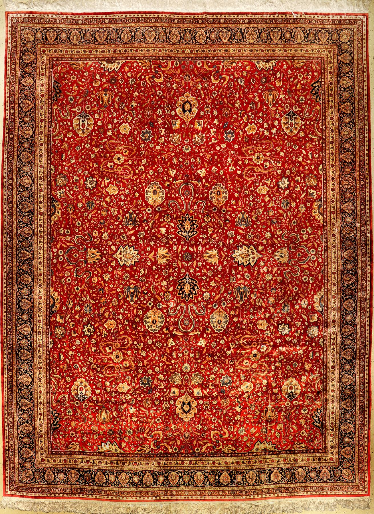 China Hereke Seide fein, China, ca.40 Jahre, reine Naturseide, ca. 364 x 276 cm, EHZ: 2, 1 Mio Kn/qm.