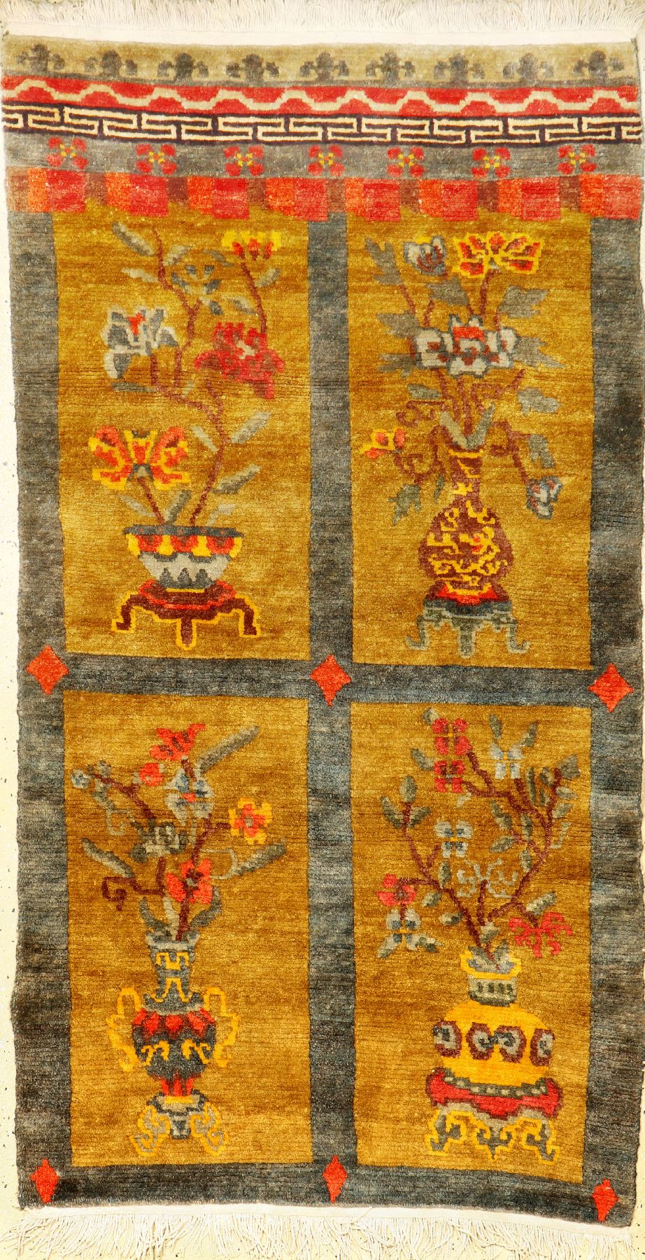 Engsi alt, Mongolai, ca. 60 Jahre, Wolle auf Baumwolle, ca. 172 x 93 cm, EHZ: 2