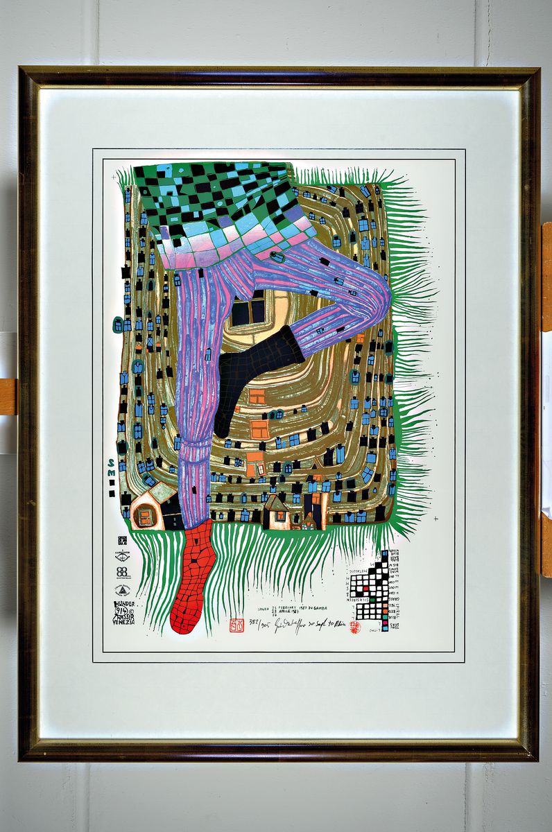 Detail k: Friedensreich Hundertwasser, 1928-2000, In Gamba, Farbserigraphie, handsigniert und num. 382/905, ca. 67x45.5cm, PP, u.Gl., R. ca. 97x72cm