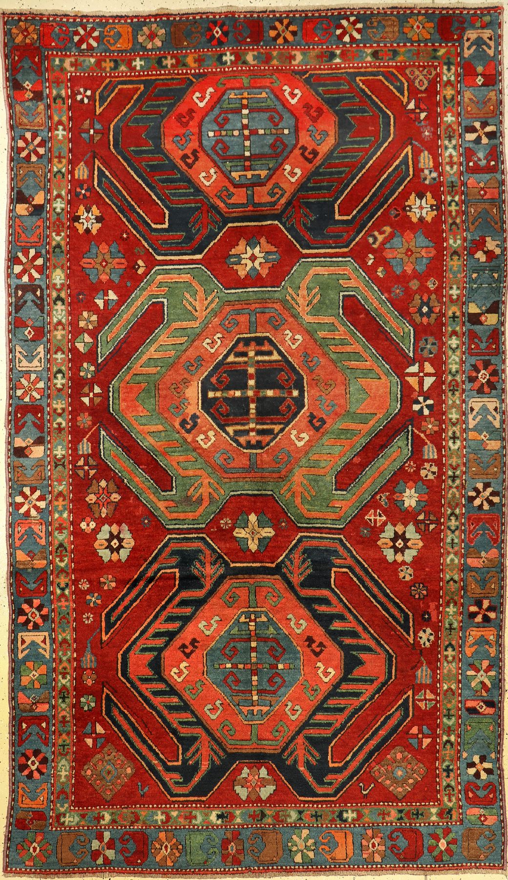 Karabagh alt (Lenkoran), Kaukasus, um 1940,Wolle auf Wolle, ca. 292 x 170 cm, EHZ: 2-3