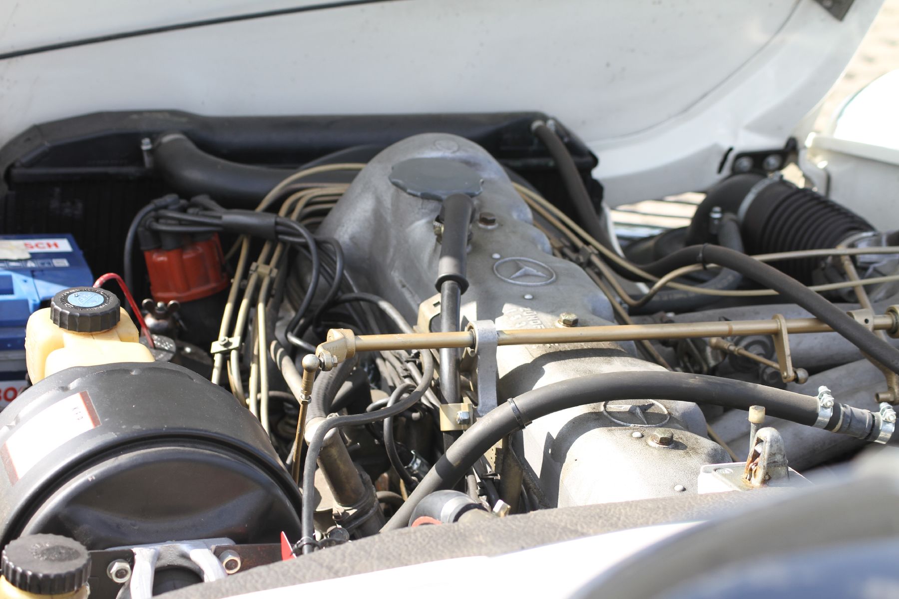 Detail g: Mercedes-Benz 230 SL Pagode, Fahrgestellnummer: 11304210006621, EZ 10/1964, Laufleistung 45.988 km abgelesen, HU 05/2021, H-Zulassung, 110 kW/150 PS, ...