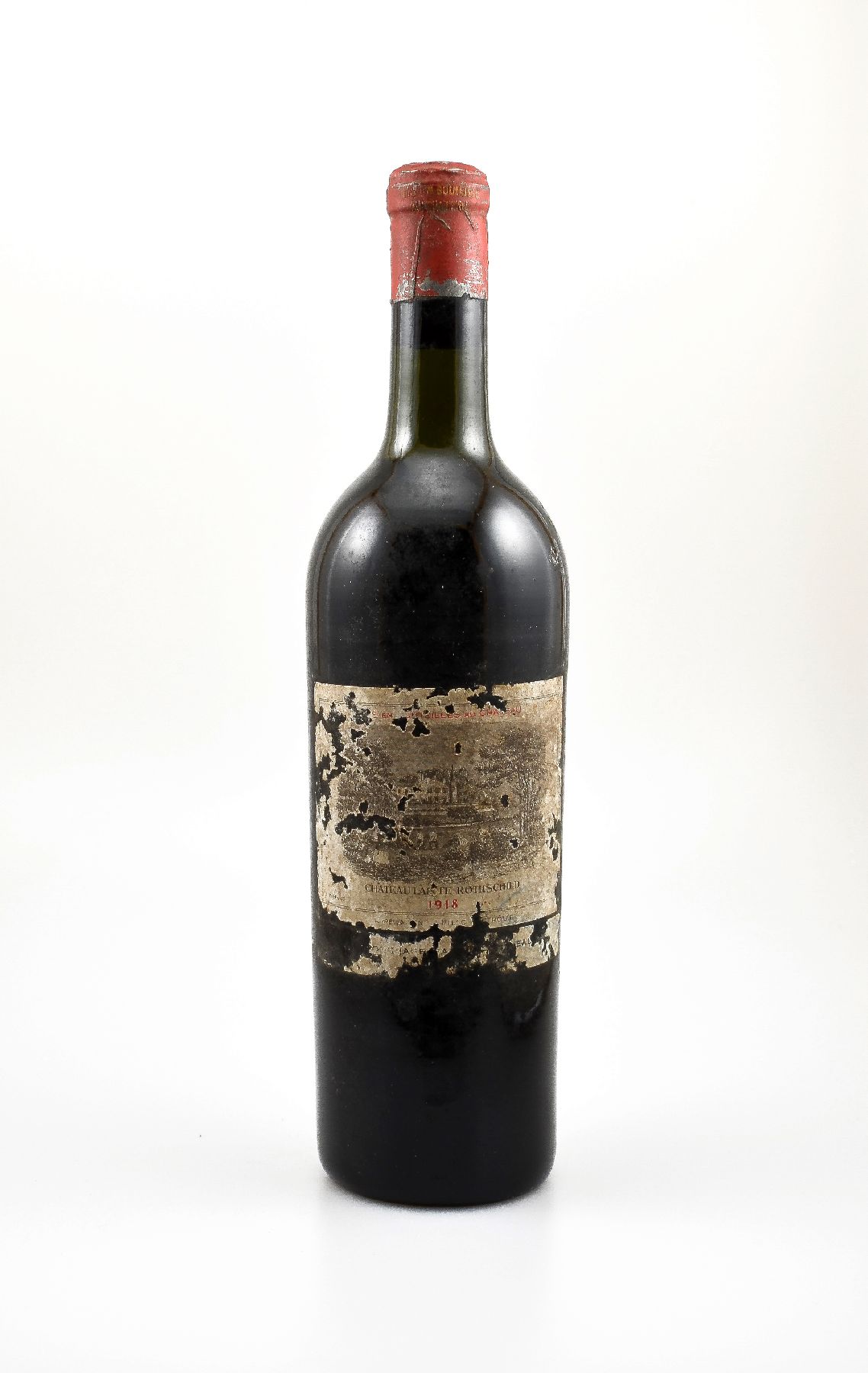 1 Flasche 1918 Chateau Lafite Rothschild, Pauillac, Premier Grand Cru Classe, Füllstand: ca. top shoulder, Etikett besch., Korken in einem gutem ...