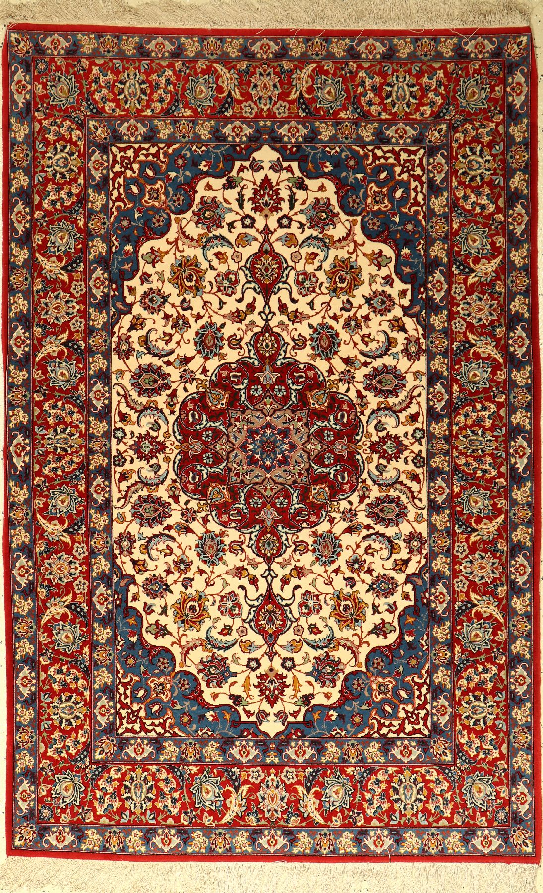 Feiner Esfahan alt, Persien, ca. 40 Jahre, Korkwolle auf Seide, ca. 160 x 102 cm, feine Qualität, EHZ: 2-3