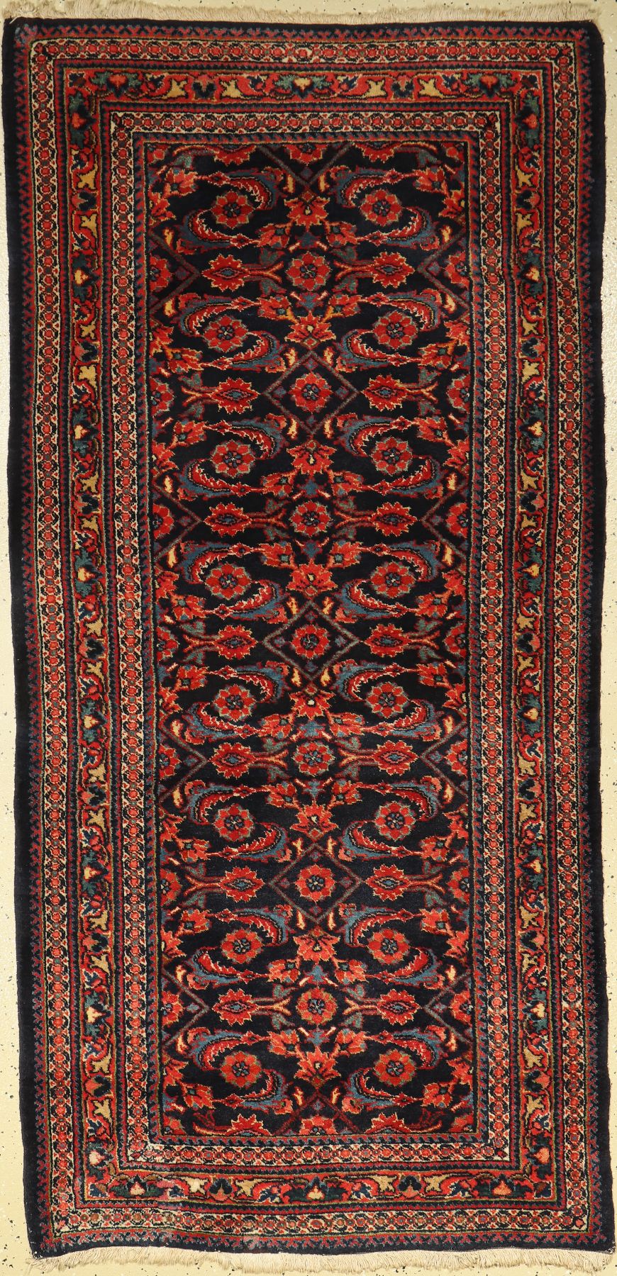 Feiner Lilian alt, Persien, ca. 60 Jahre, Wolle auf Baumwolle, ca. 195 x 94 cm, EHZ: 2