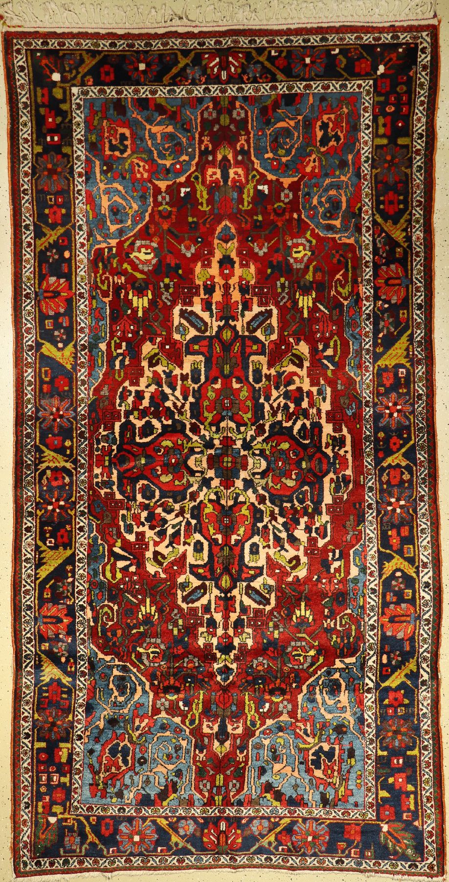 Bachtiar, Persien, ca. 60 Jahre, Wolle auf Baumwolle, ca. 336 x 174 cm, EHZ: 2
