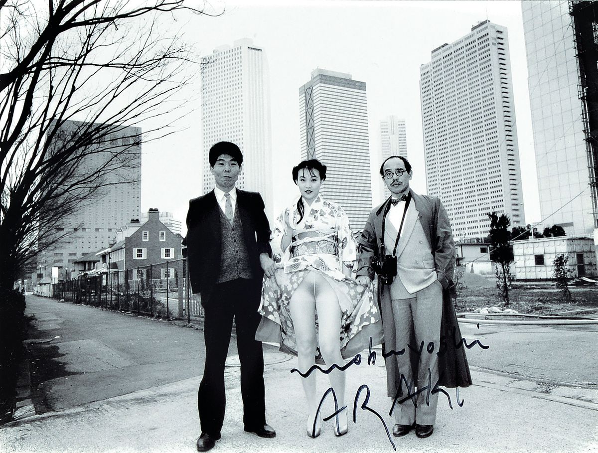 Nobuyoshi Araki, geb. 1940, Offset auf Karton, handsigniert, ca. PP. 23 x 31 cm, Rahmen: 45 x 45 cm