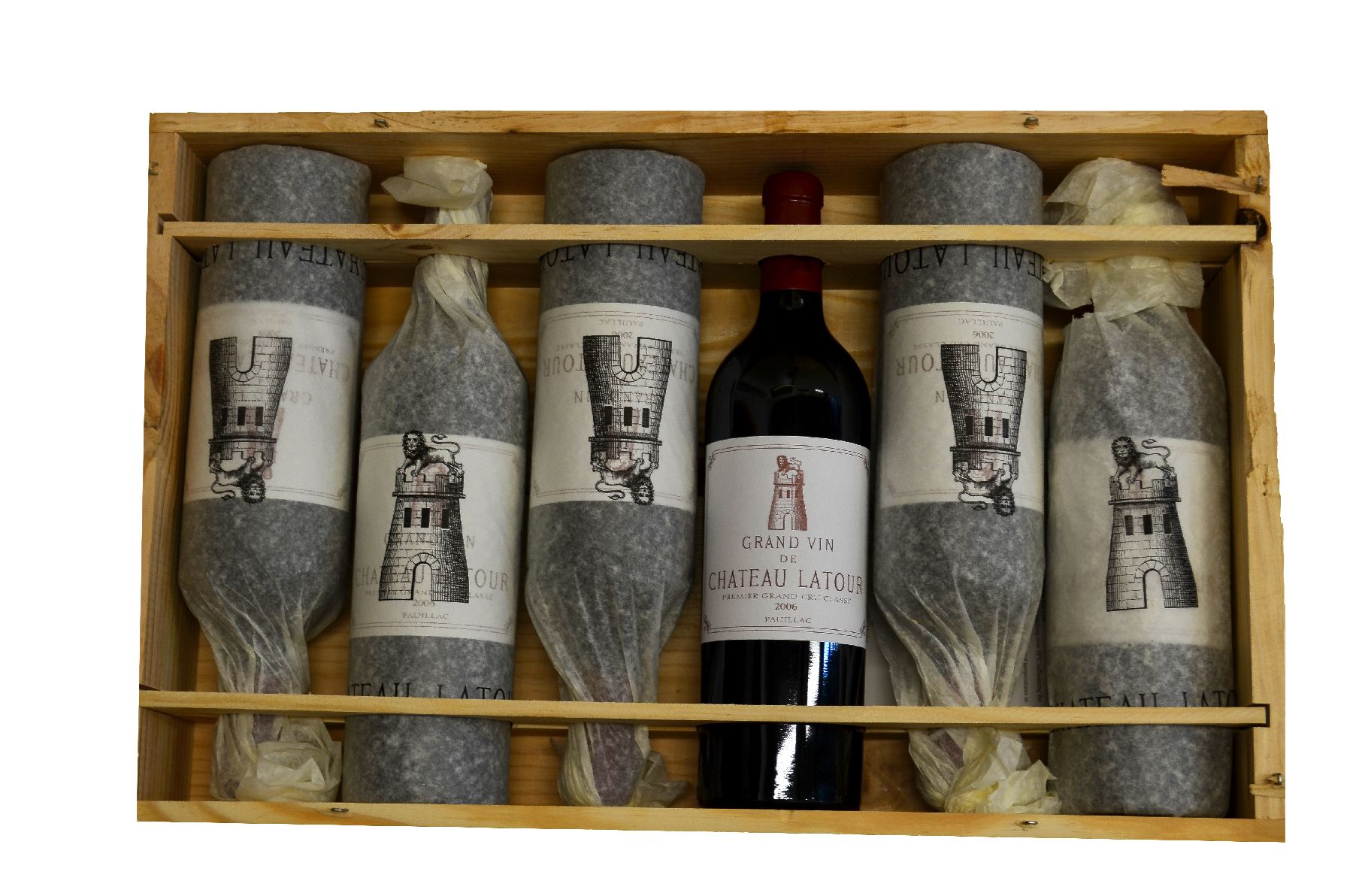 Detail b: 6 Flaschen 2006 Chateau Latour, Pauillac, Premier Grand Cru Classe, je 75 cl, 13 % Vol., Füllstände: je into neck, hervorragende ...