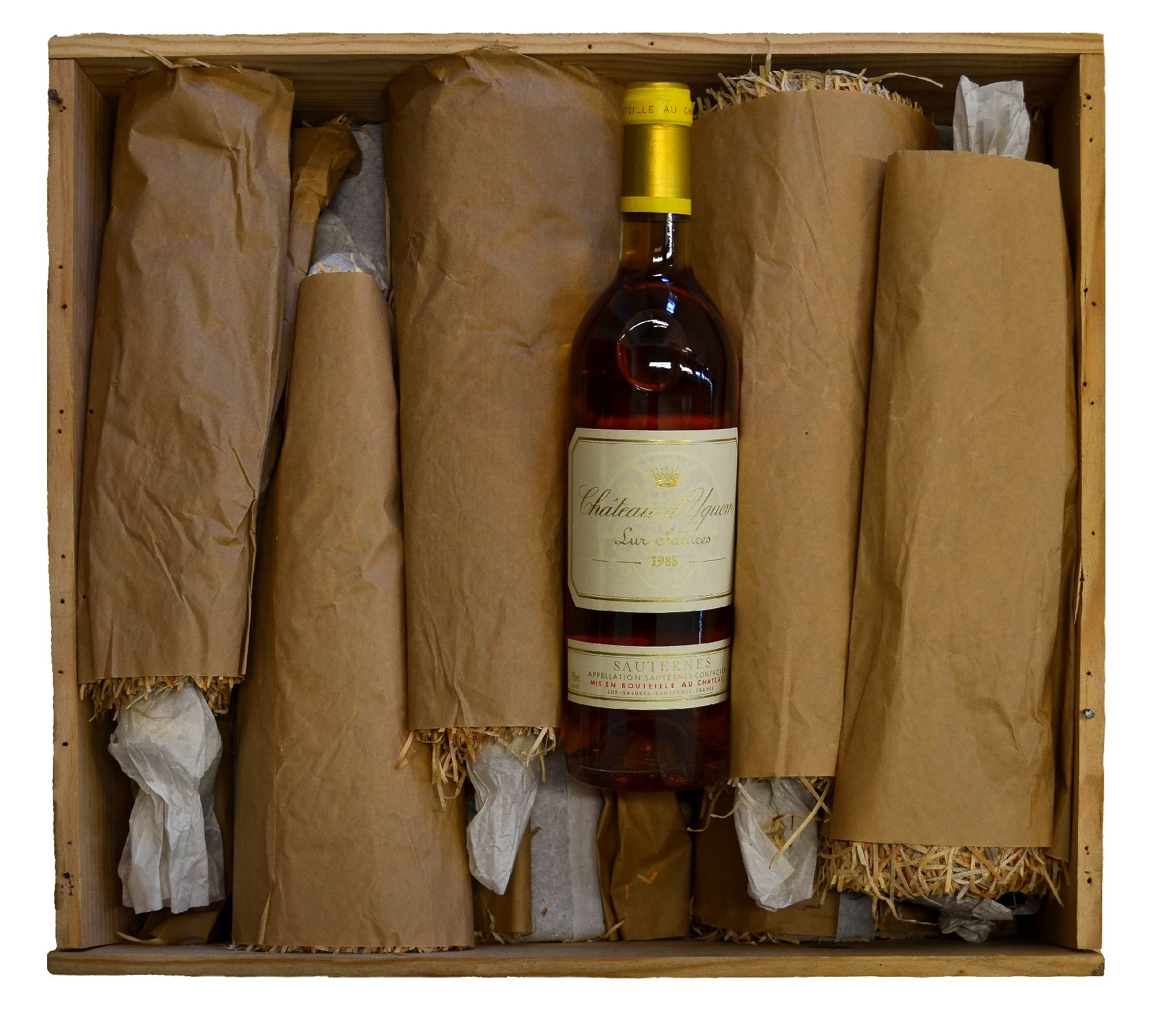 Detail b: 12 Flaschen 1988 Chateau d'Yquem, Sauternes, 1er Cru Superieur, je 75 cl, 13,5 % Vol., Füllstände: je into neck, hervorragende ...